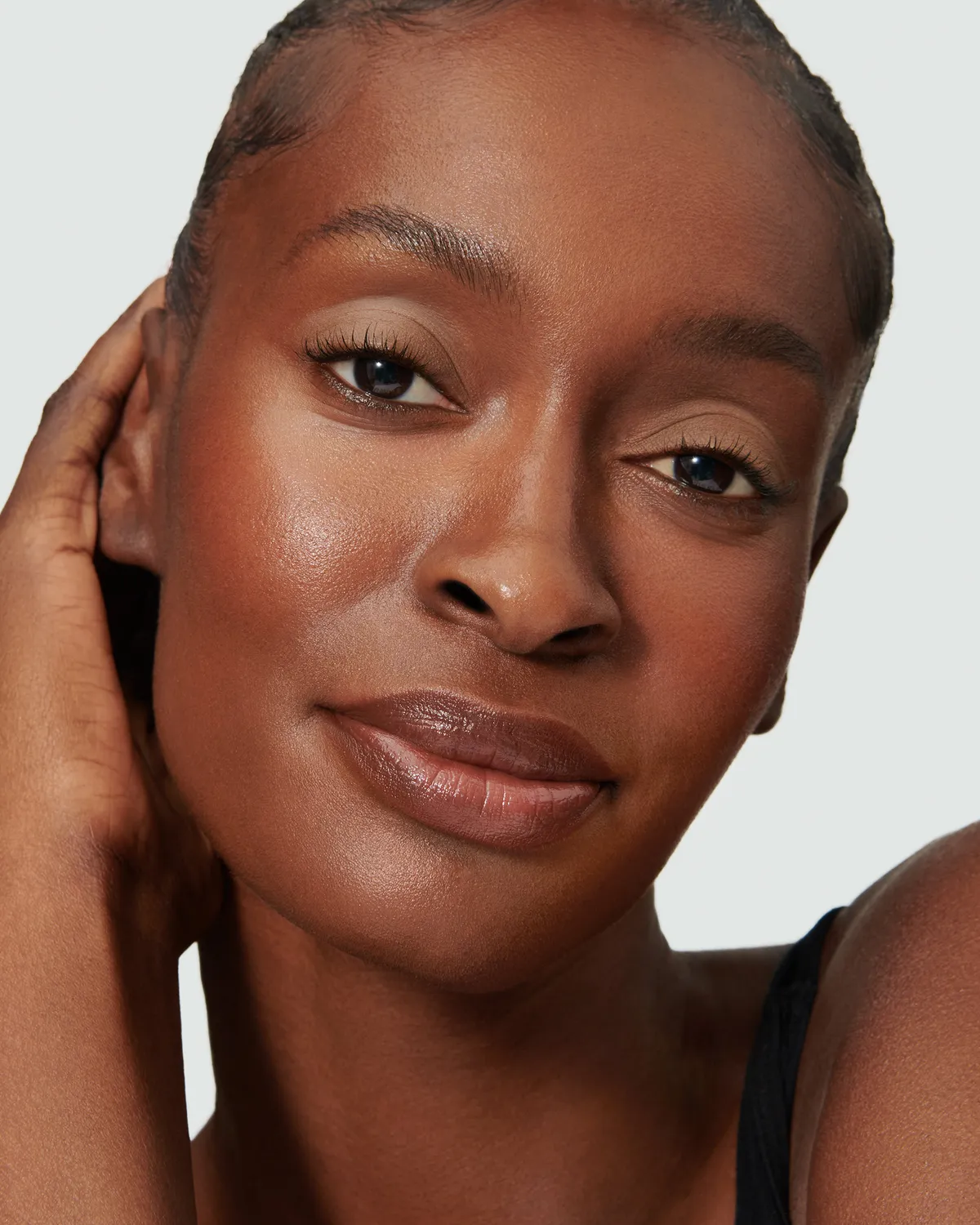 Lisa Eldridge Liquid Silk Phoebe ombretto liquido matte