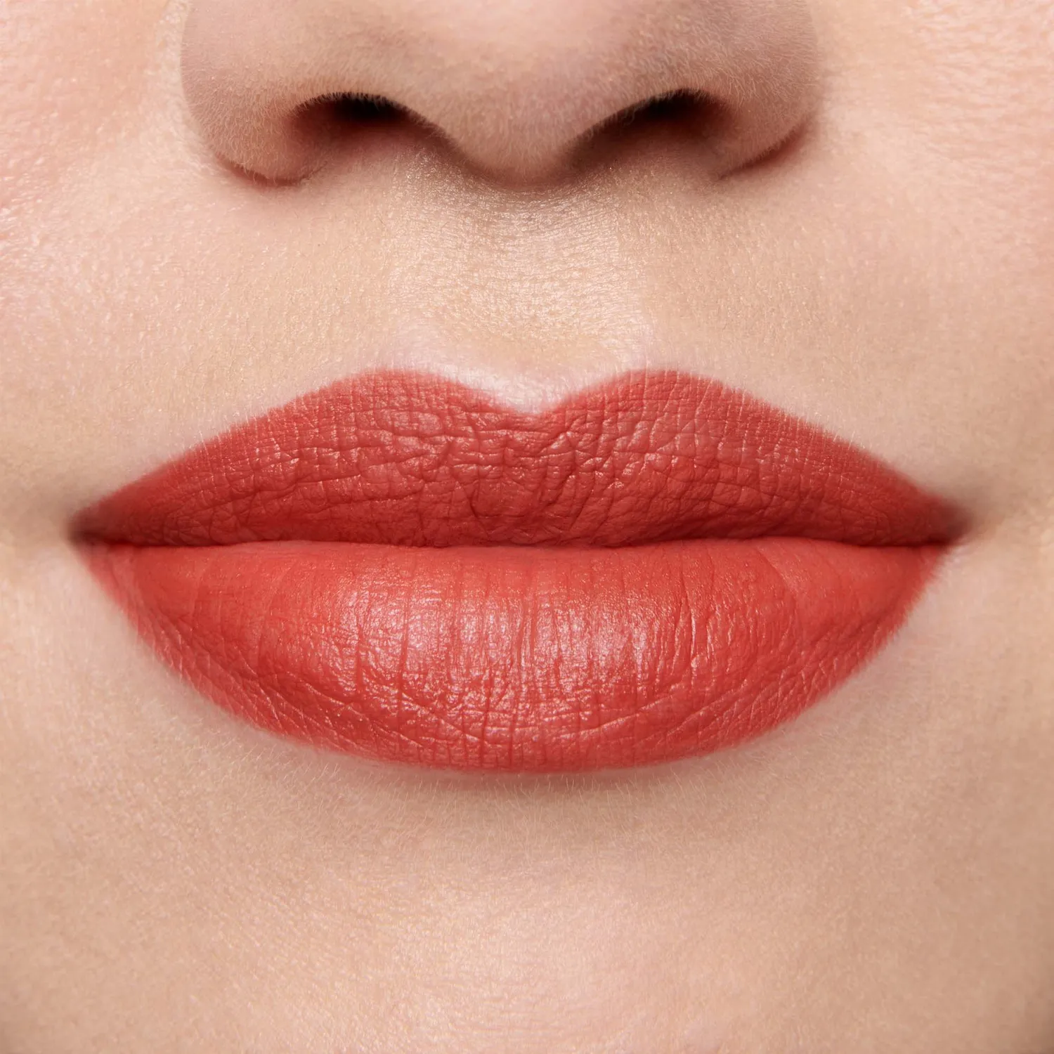 Lisa Eldridge Enhance and Define Cinnabar Matita Labbra Rossa