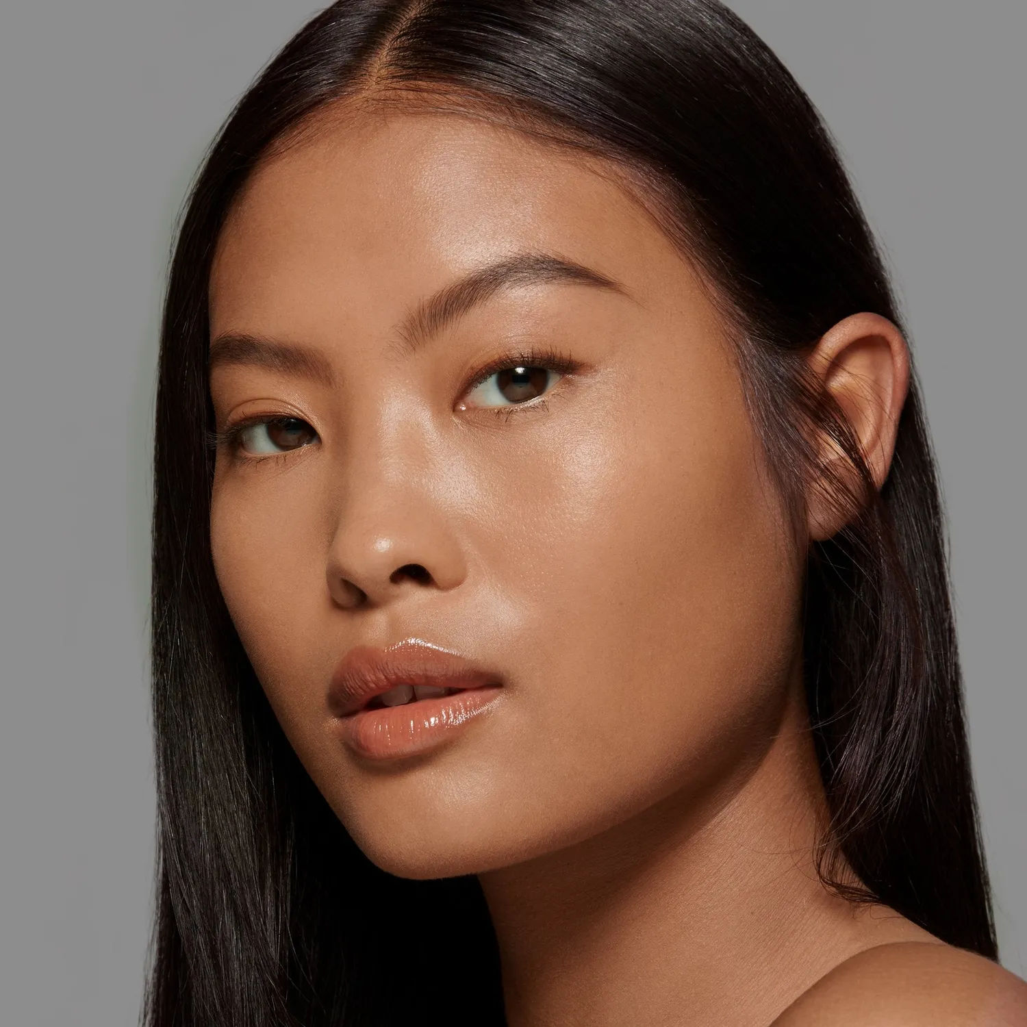 Lisa Eldridge The Foundation Fondotinta No. 21 coprenza media