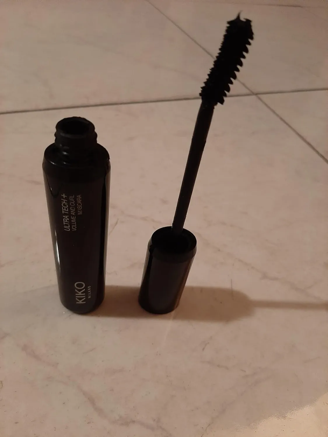 KIKO Ultra Tech + Volume and Curl mascara nero incurvante