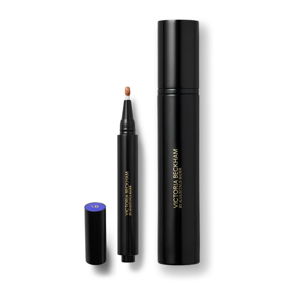 Victoria Beckham Beauty Daily Skin set illuminante correttore