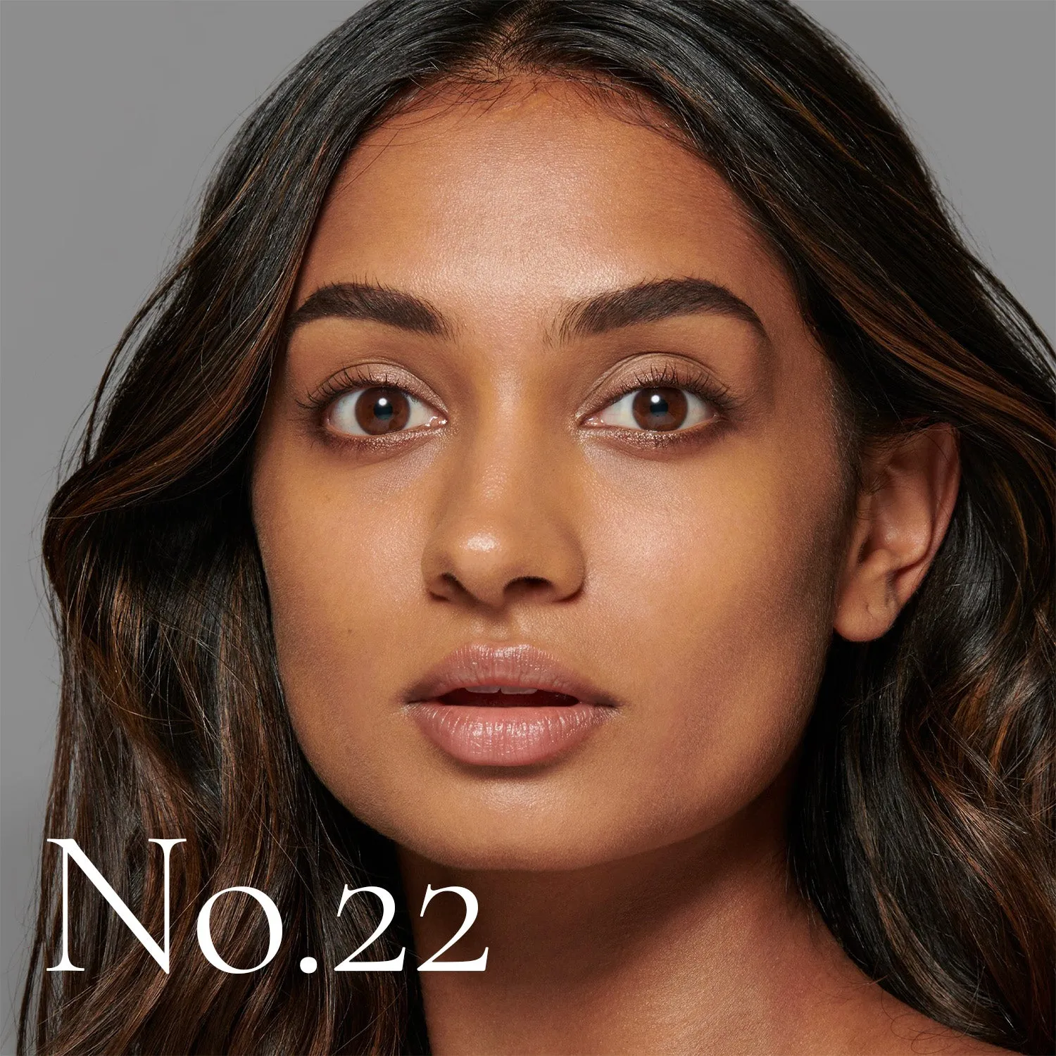 Lisa Eldridge The Foundation N.22 Fondotinta Naturale Medio