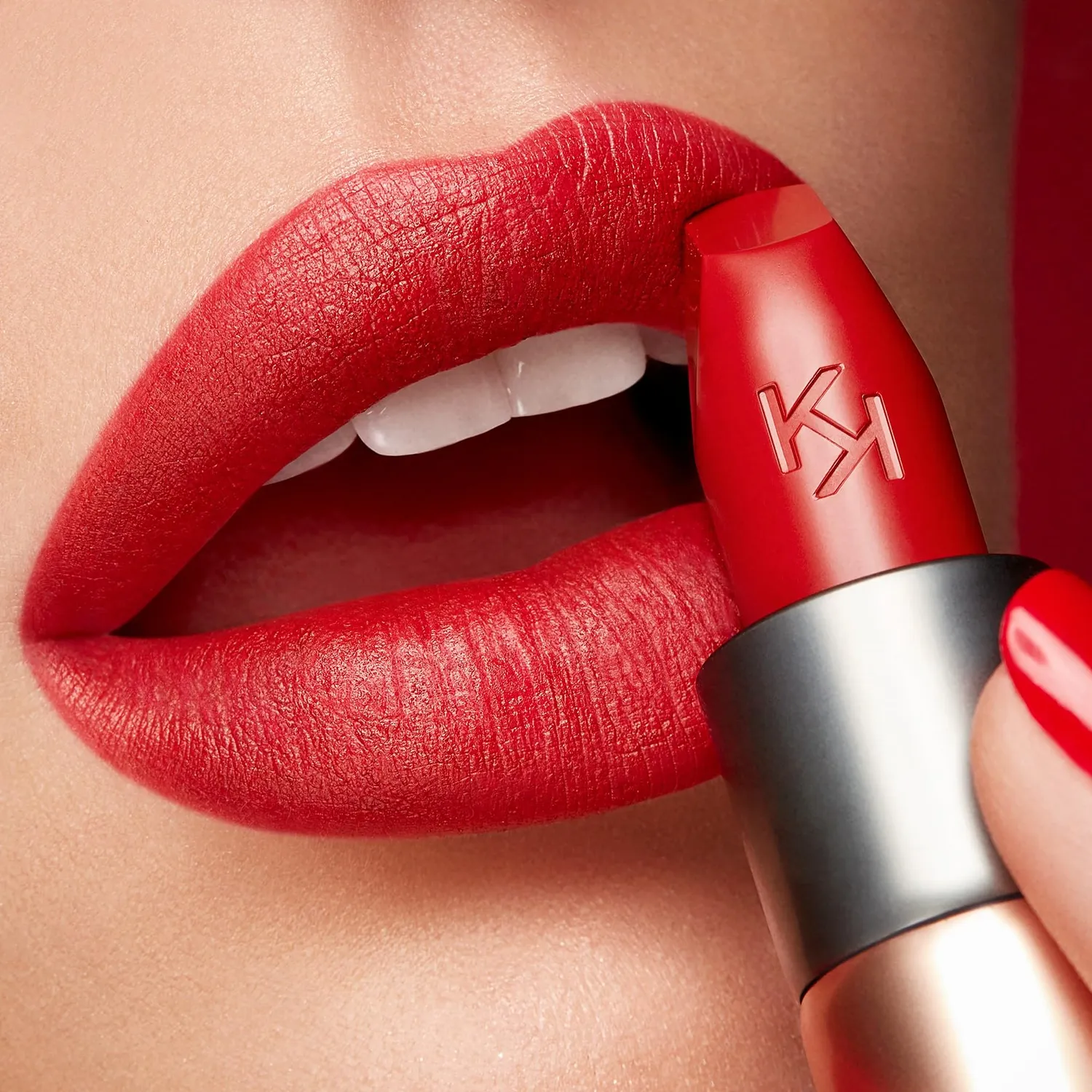 KIKO Velvet Passion 311 rossetto matte rosso poppy