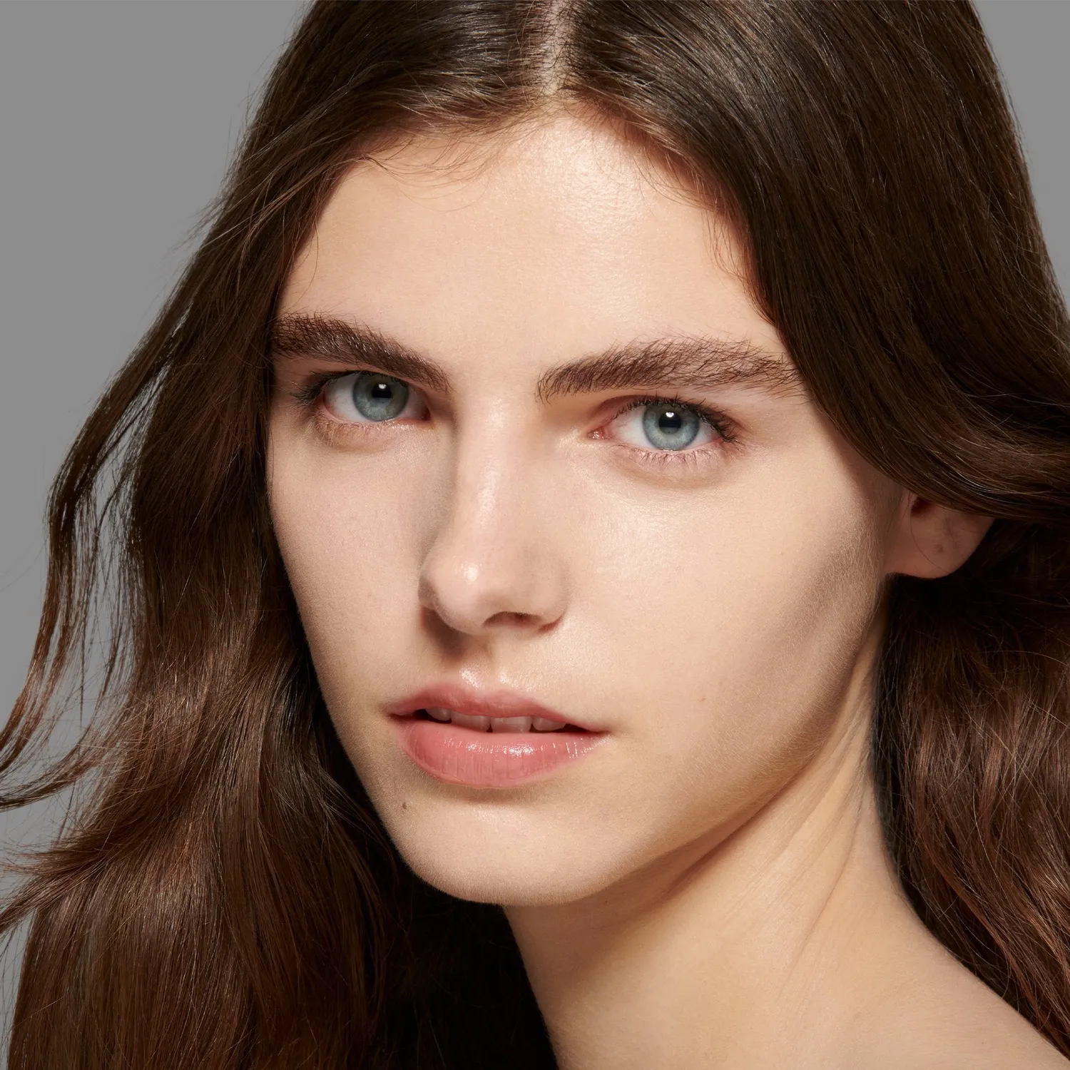 Lisa Eldridge The Foundation fondotinta No. 3 coprenza media