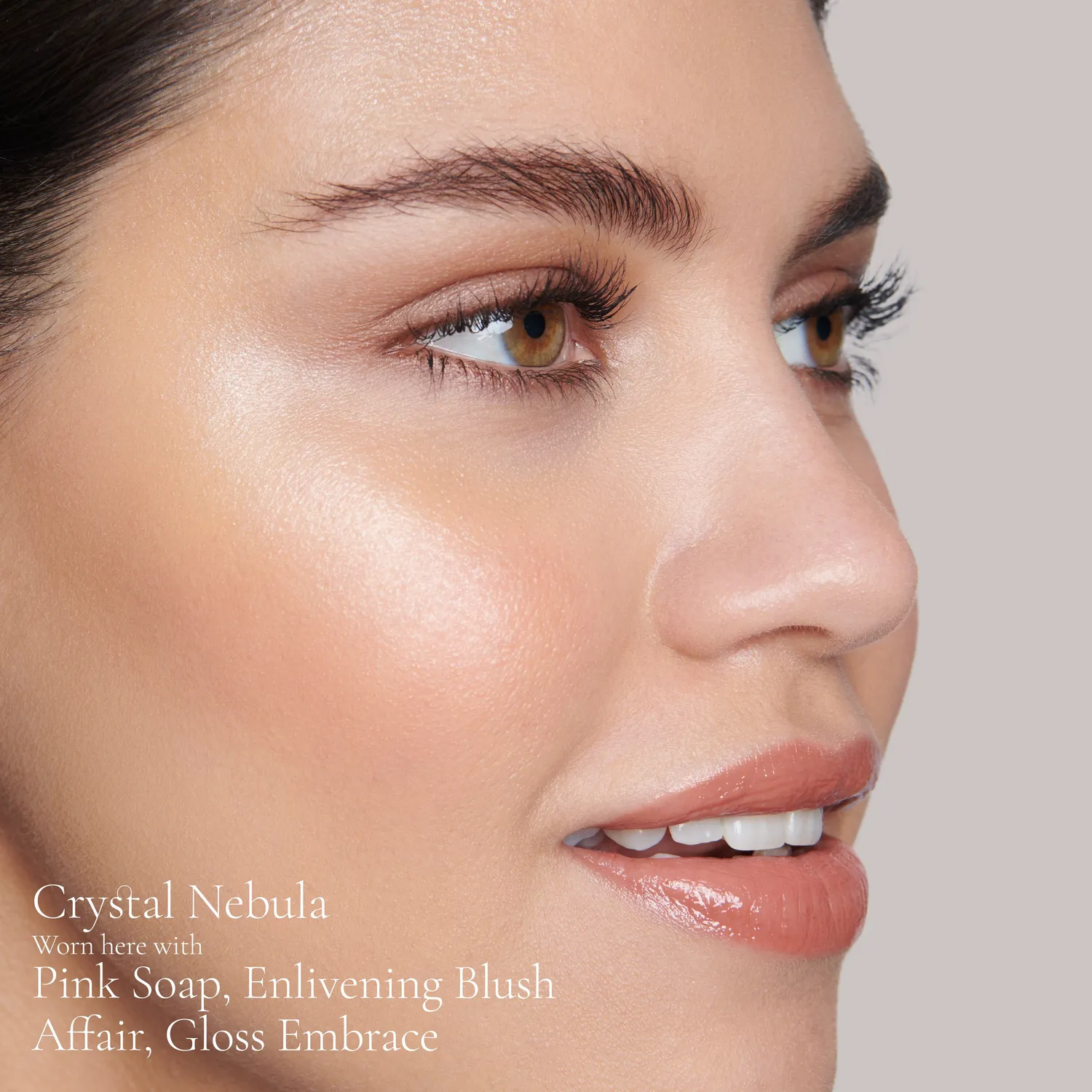 Lisa Eldridge Elevated Glow illuminante Crystal Nebula