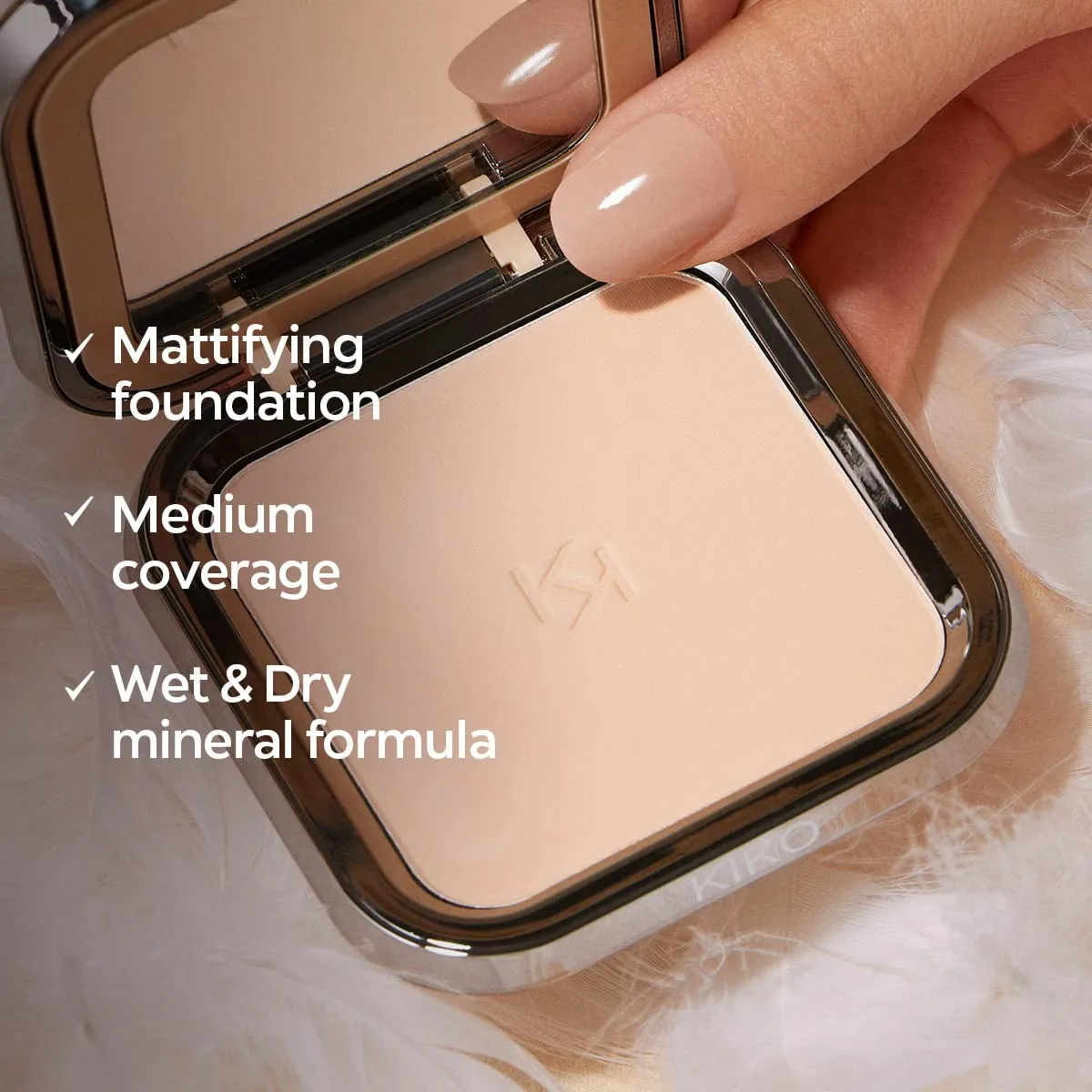 KIKO Weightless Perfection Fondotinta Beige Matte SPF30