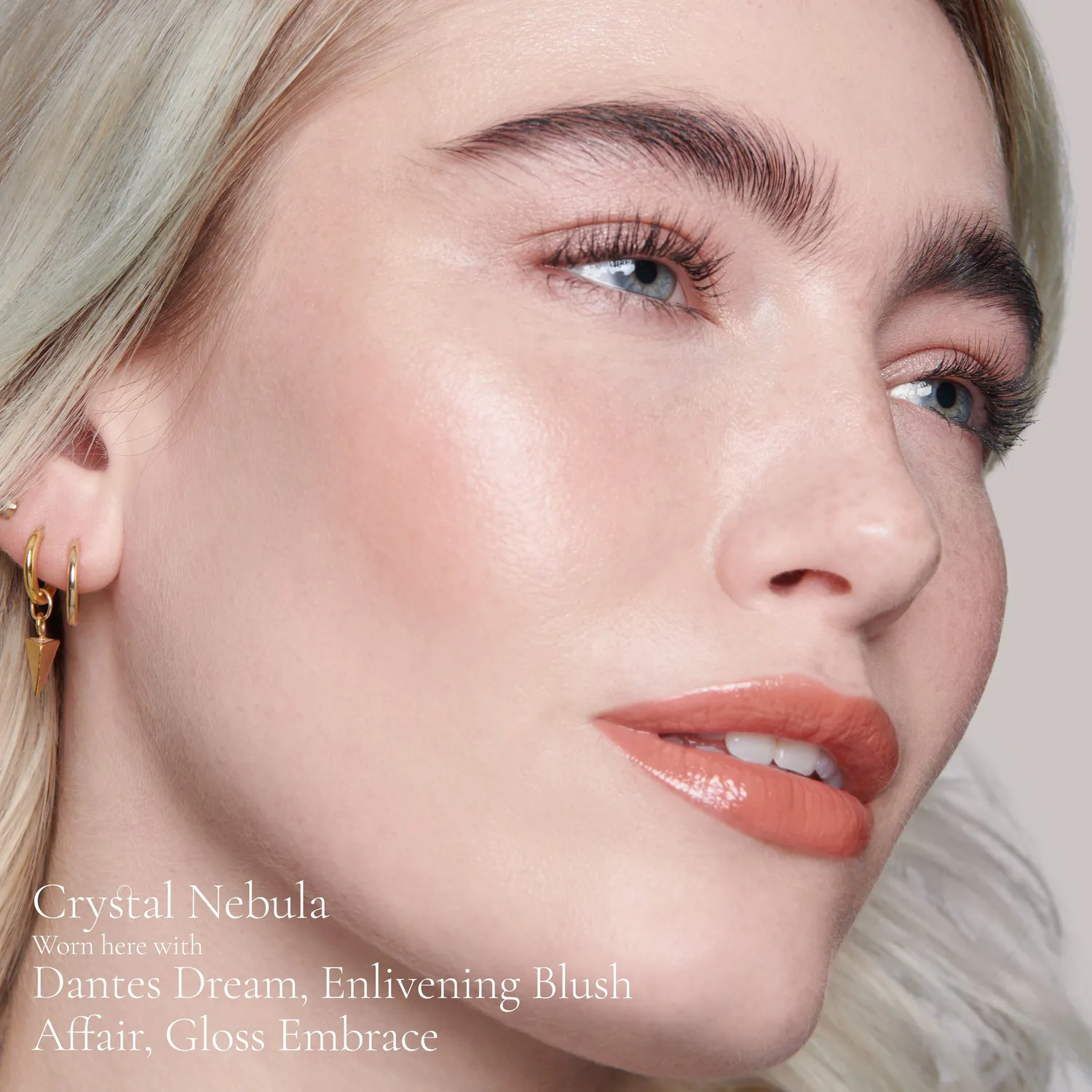 Lisa Eldridge Elevated Glow illuminante Crystal Nebula