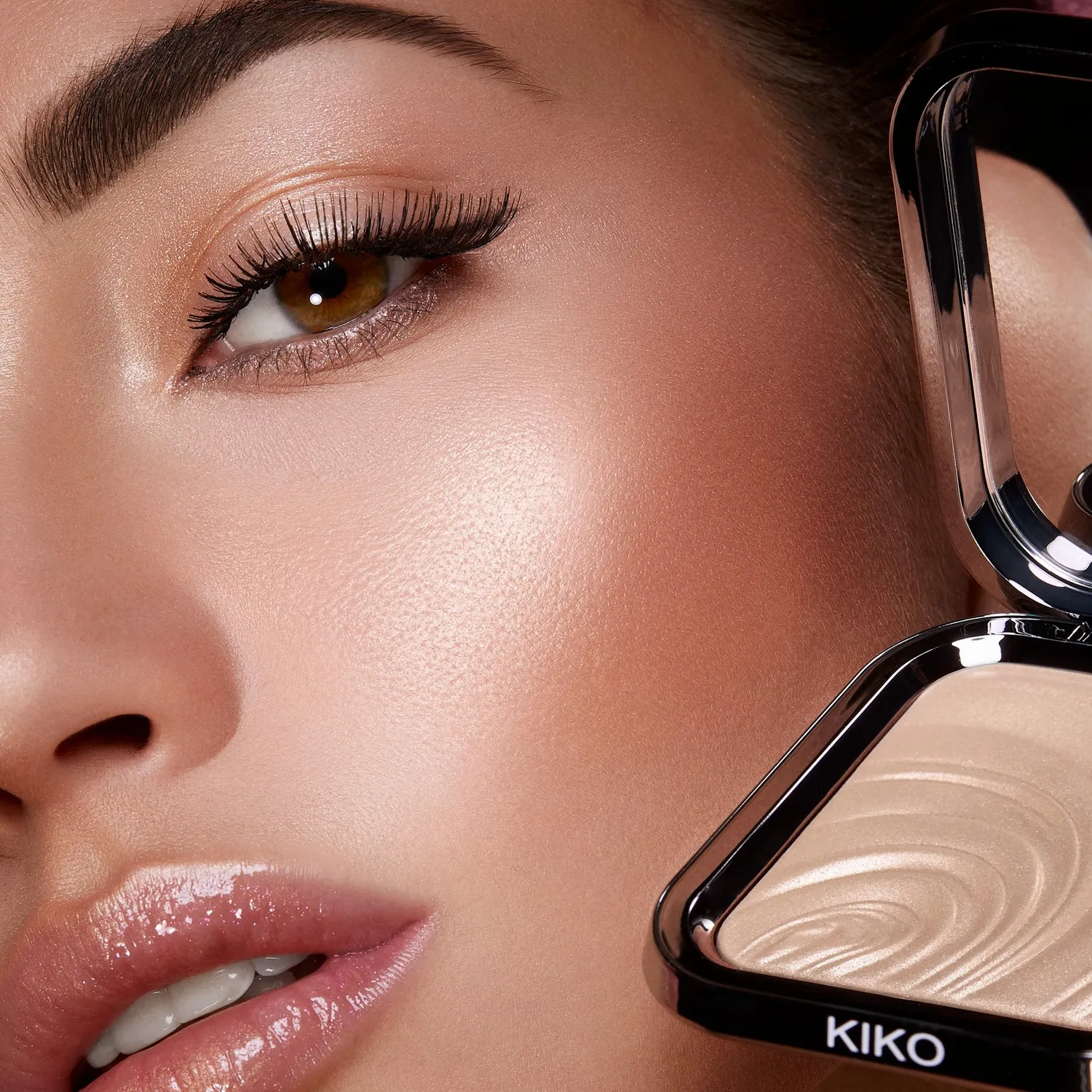 KIKO Glow Fusion 01 Champagne illuminante polvere
