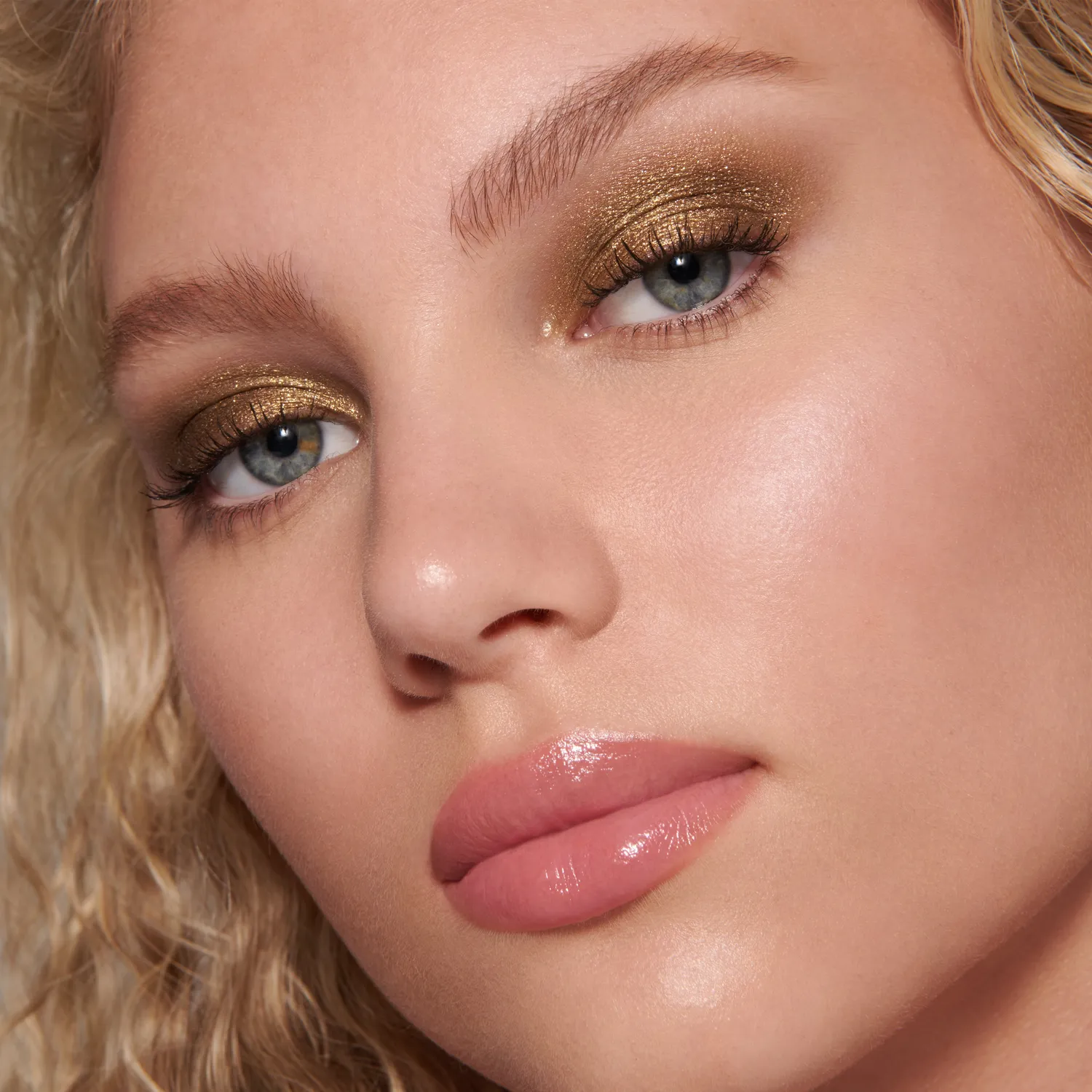 Lisa Eldridge Liquid Lurex Ombretto Liquido Titania Oro Antico
