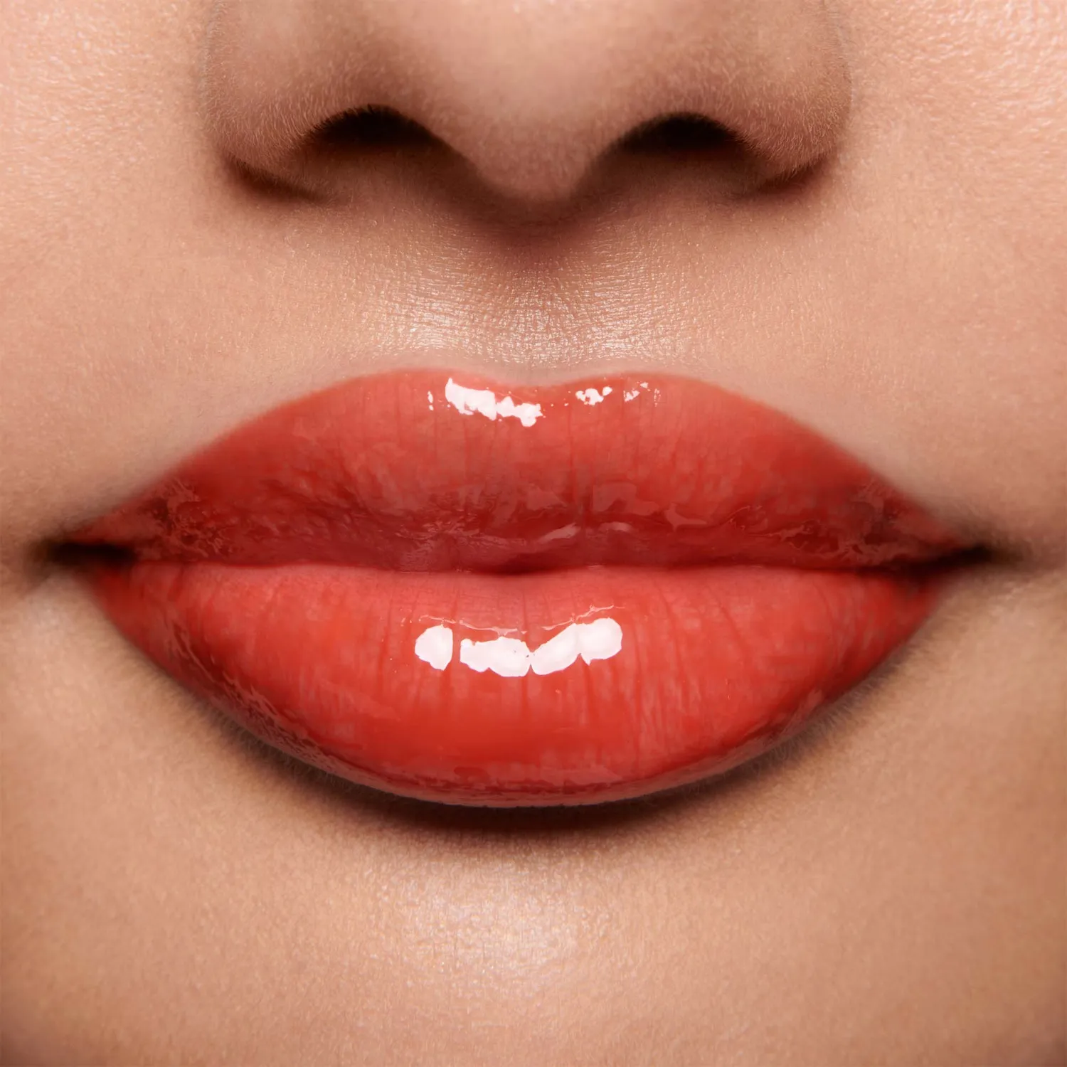 Lisa Eldridge Gloss Embrace Lip Gloss Dragon rosso lacca