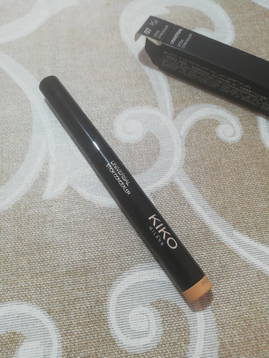 KIKO Milano Universal Stick Concealer 01 correttore stick 24h