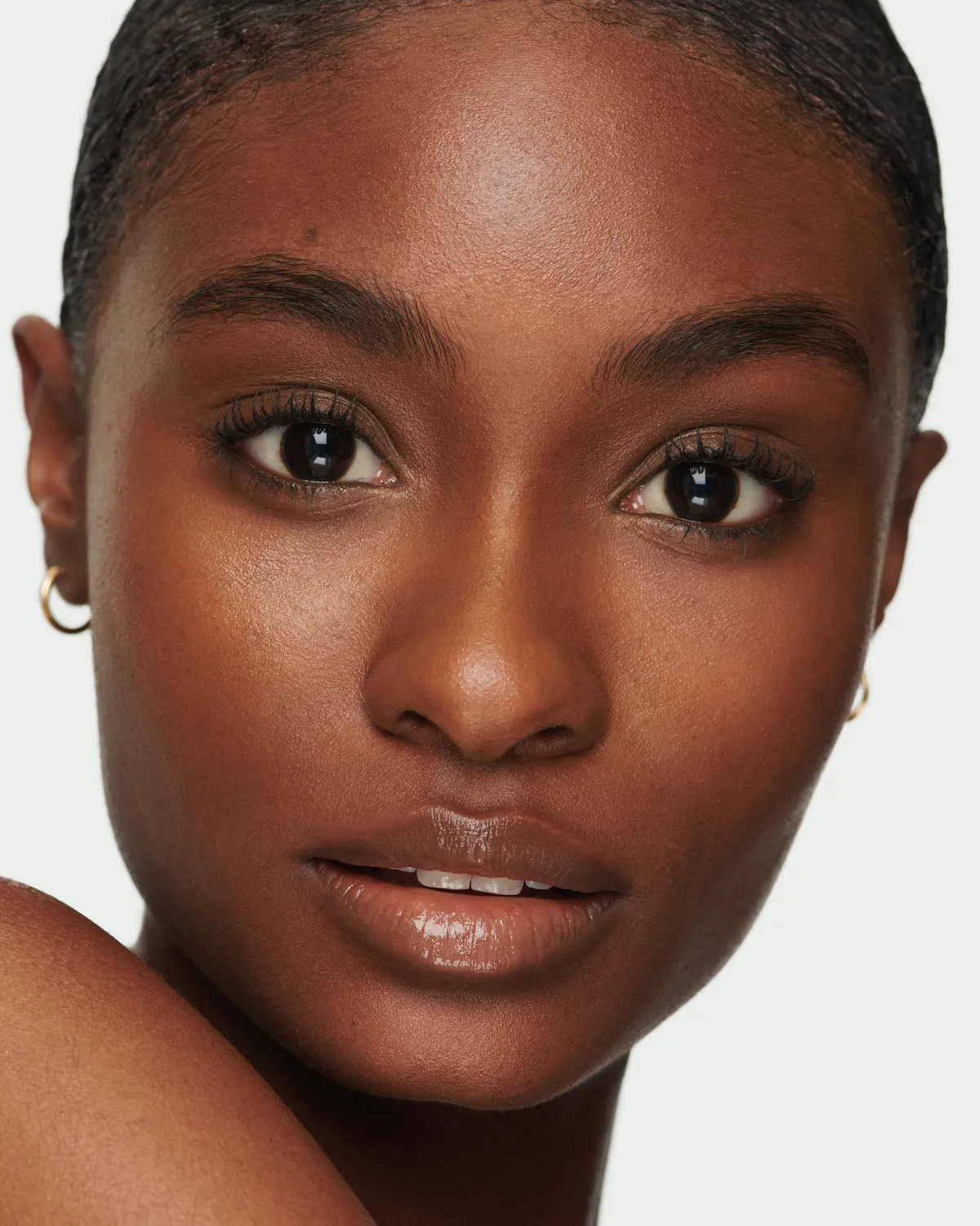 Lisa Eldridge Baume Embrace Sweet Fig balsamo labbra marrone