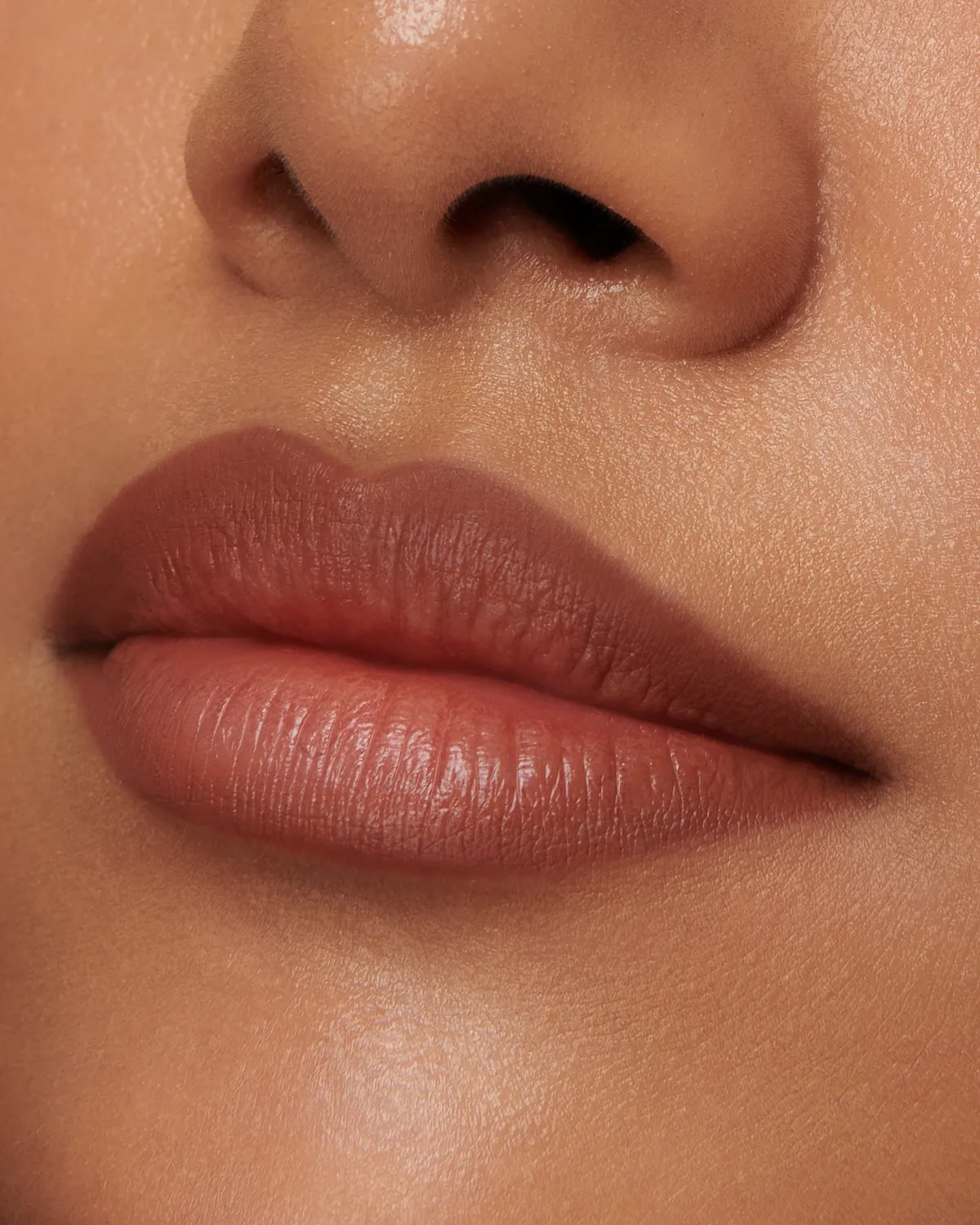 Lisa Eldridge Sculpt and Shade Matita Labbra 1N opaca