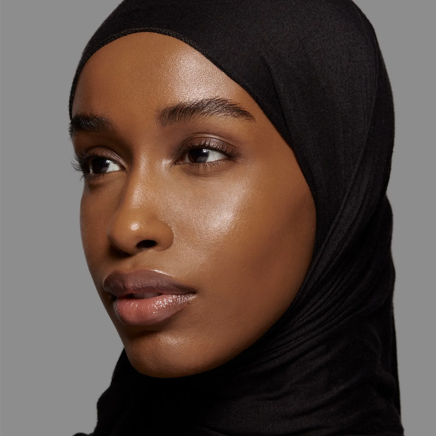 Lisa Eldridge The Foundation fondotinta No. 28 neutro scuro