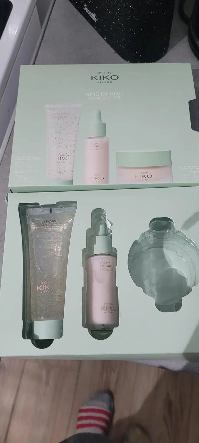 KIKO Kind by Kiko Skincare Set detergente siero crema viso