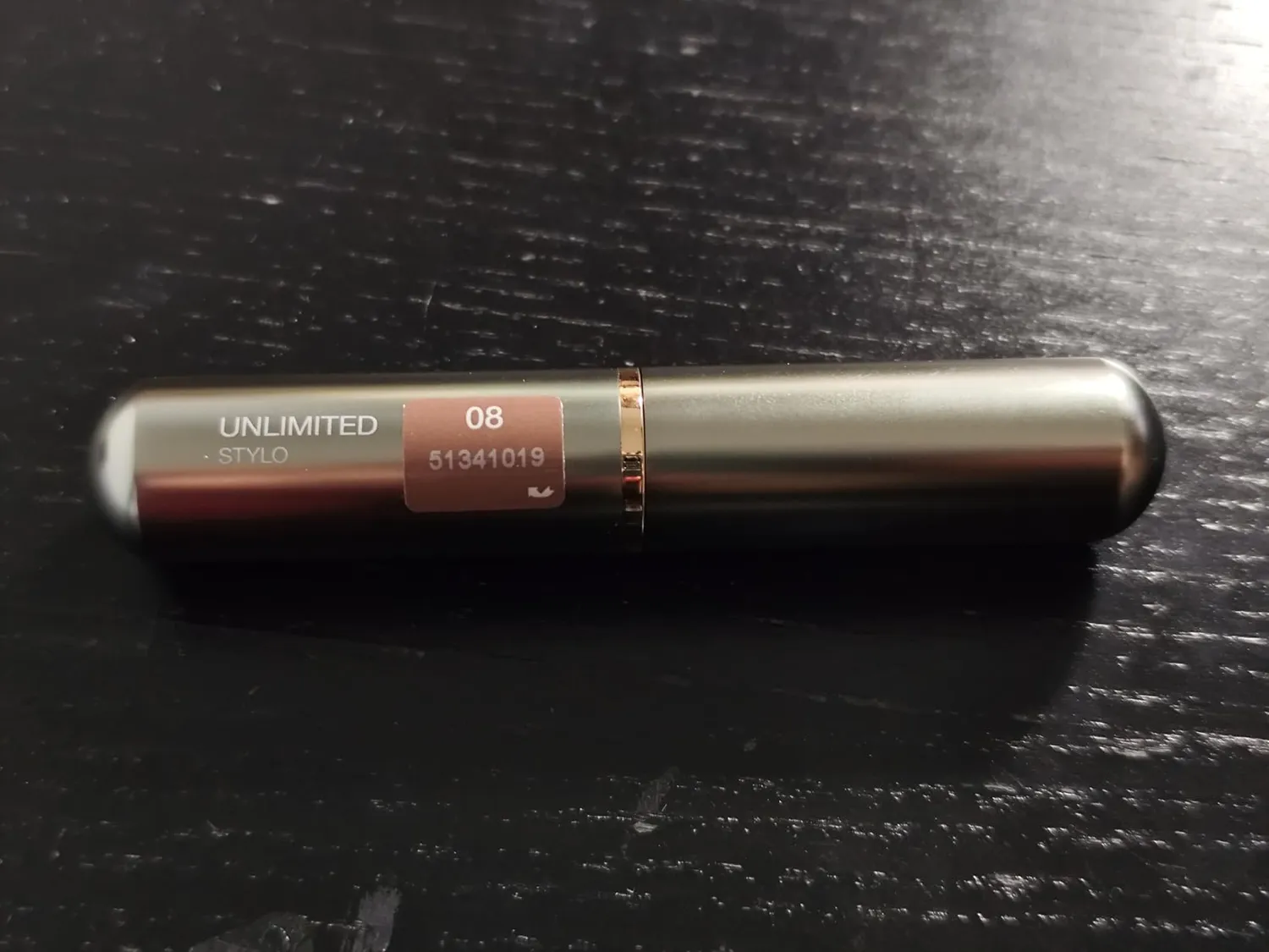 KIKO Milano Unlimited Stylo 03 rossetto cremoso lunga tenuta demi-mat