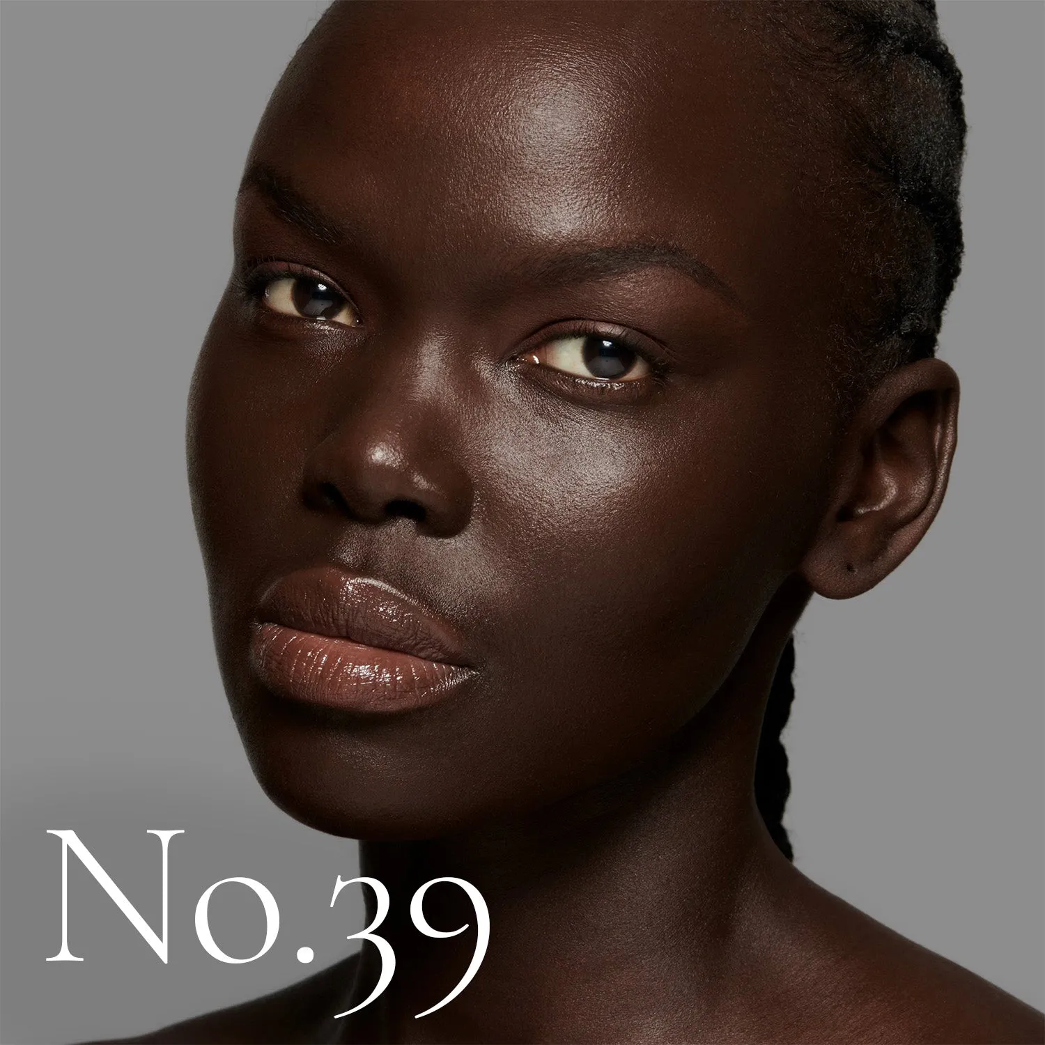 Lisa Eldridge The Foundation Fondotinta N.39 Deep Neutro