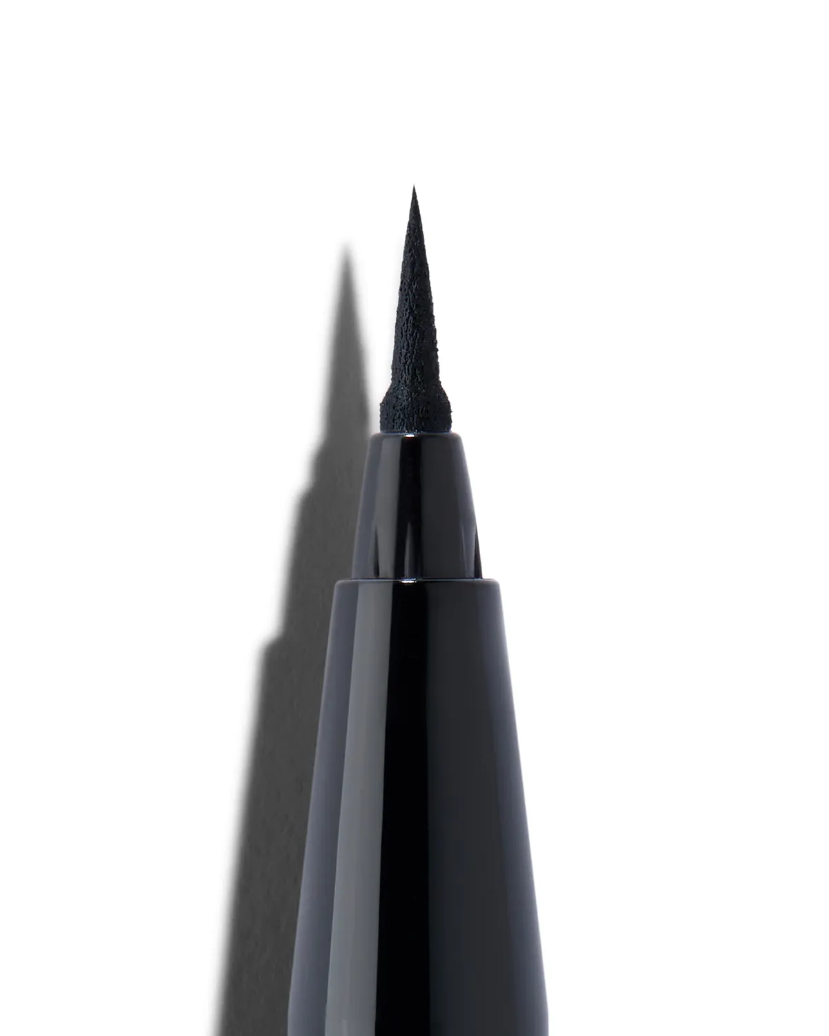 Lisa Eldridge Kitten Flick Black eyeliner liquido nero 24h