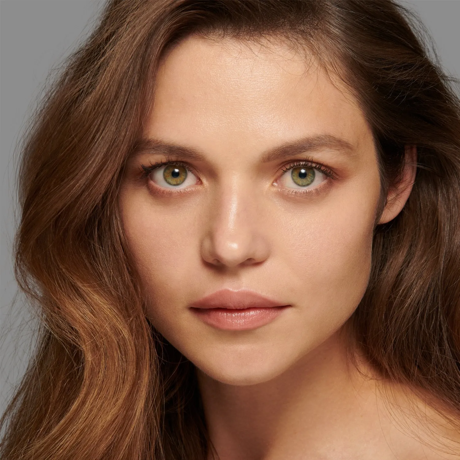 Lisa Eldridge Shade 11 fondotinta The Foundation beige dorato