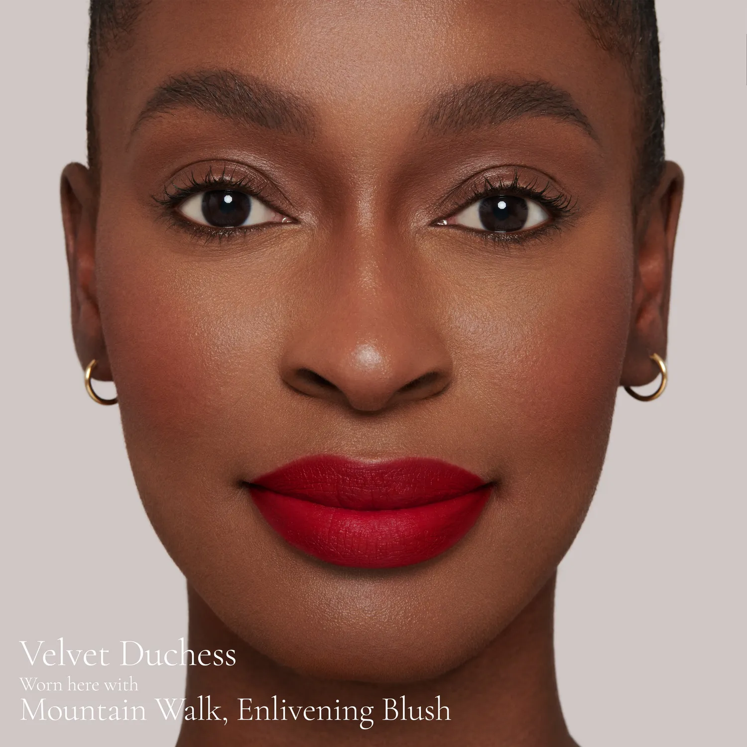 Lisa Eldridge True Velvet Velvet Duchess rossetto opaco