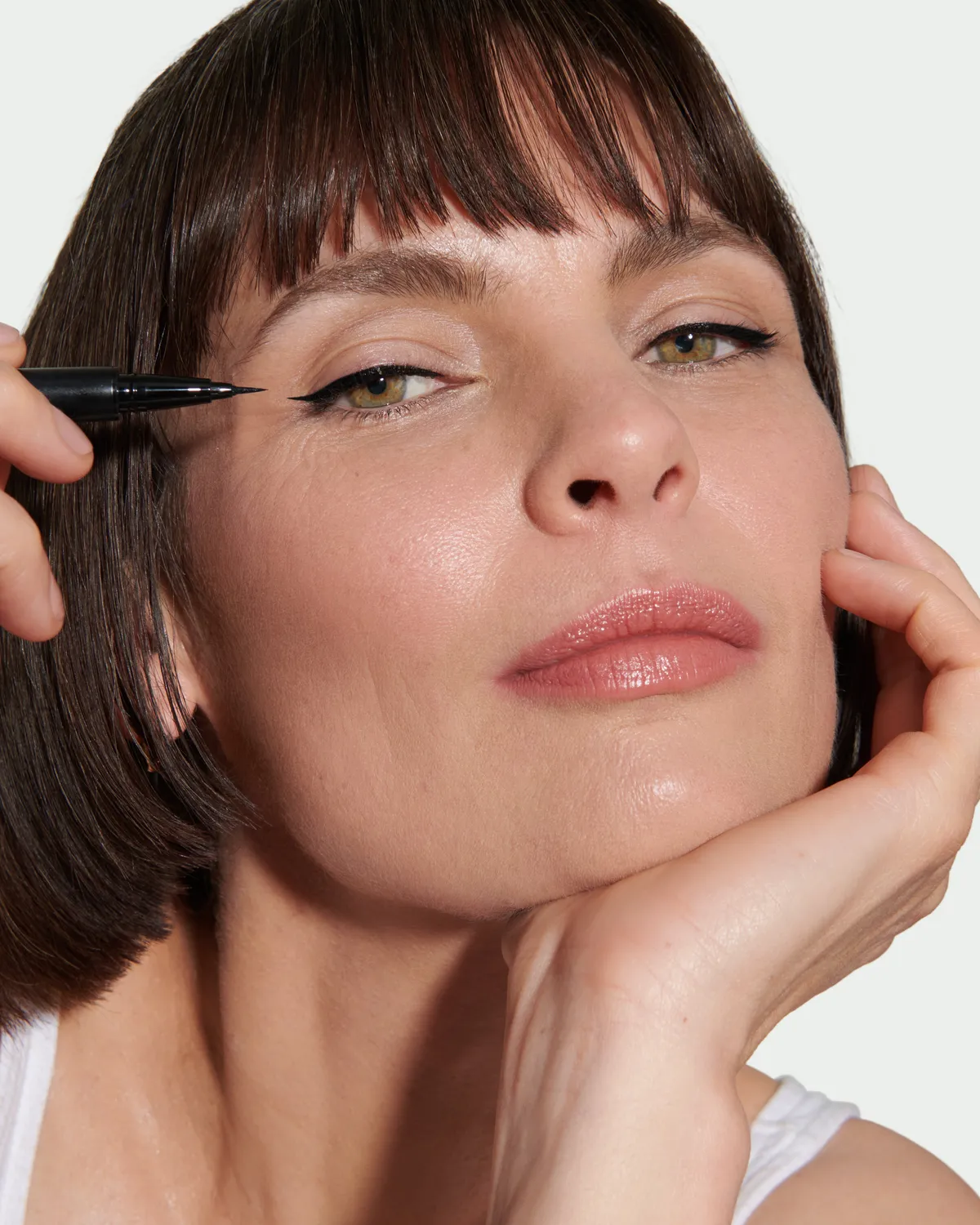 Lisa Eldridge Kitten Flick Black eyeliner liquido nero 24h