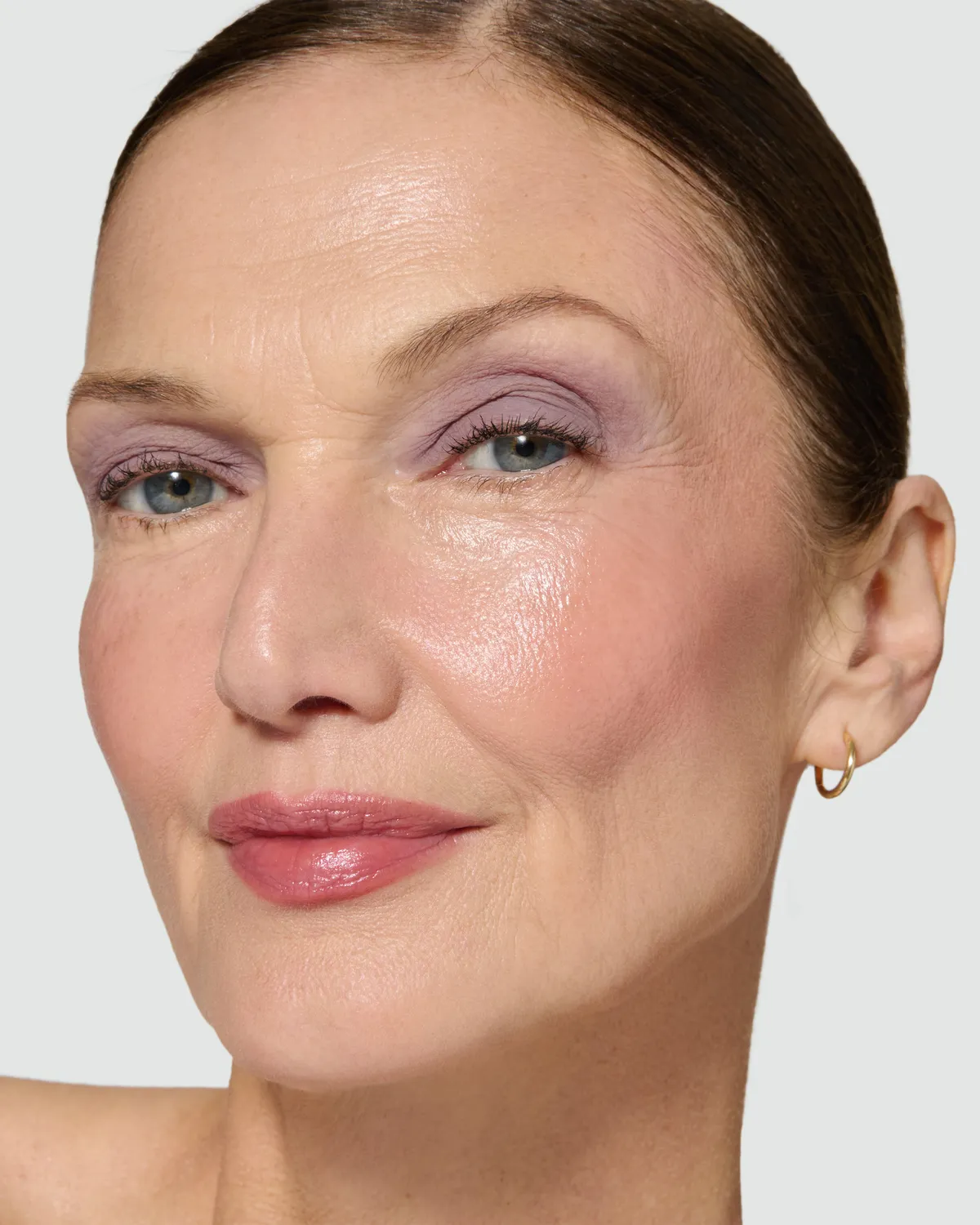 Lisa Eldridge Liquid Silk Maude ombretto liquido opaco