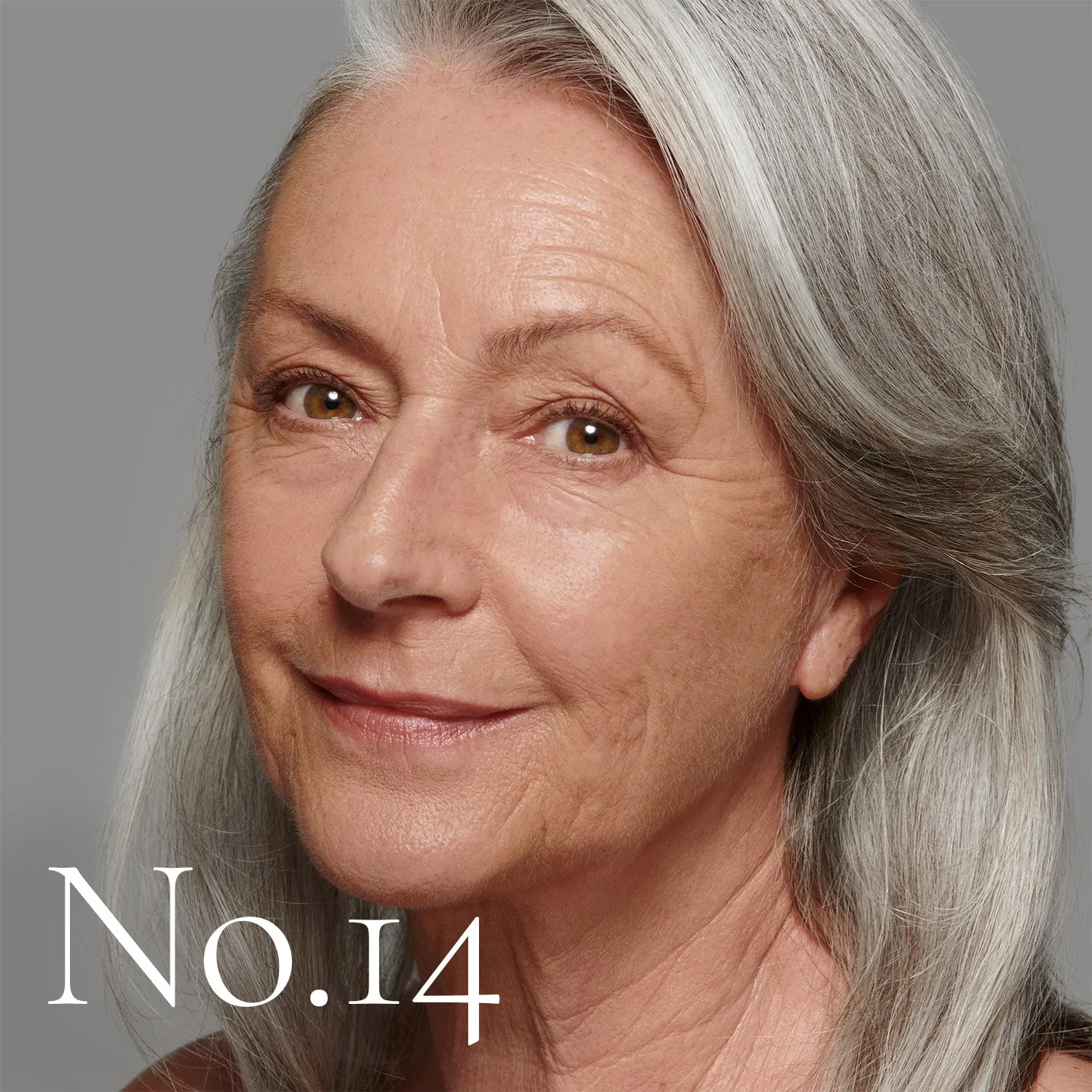 Lisa Eldridge The Foundation N.14 Fondotinta Chiaro-Medio Freddo