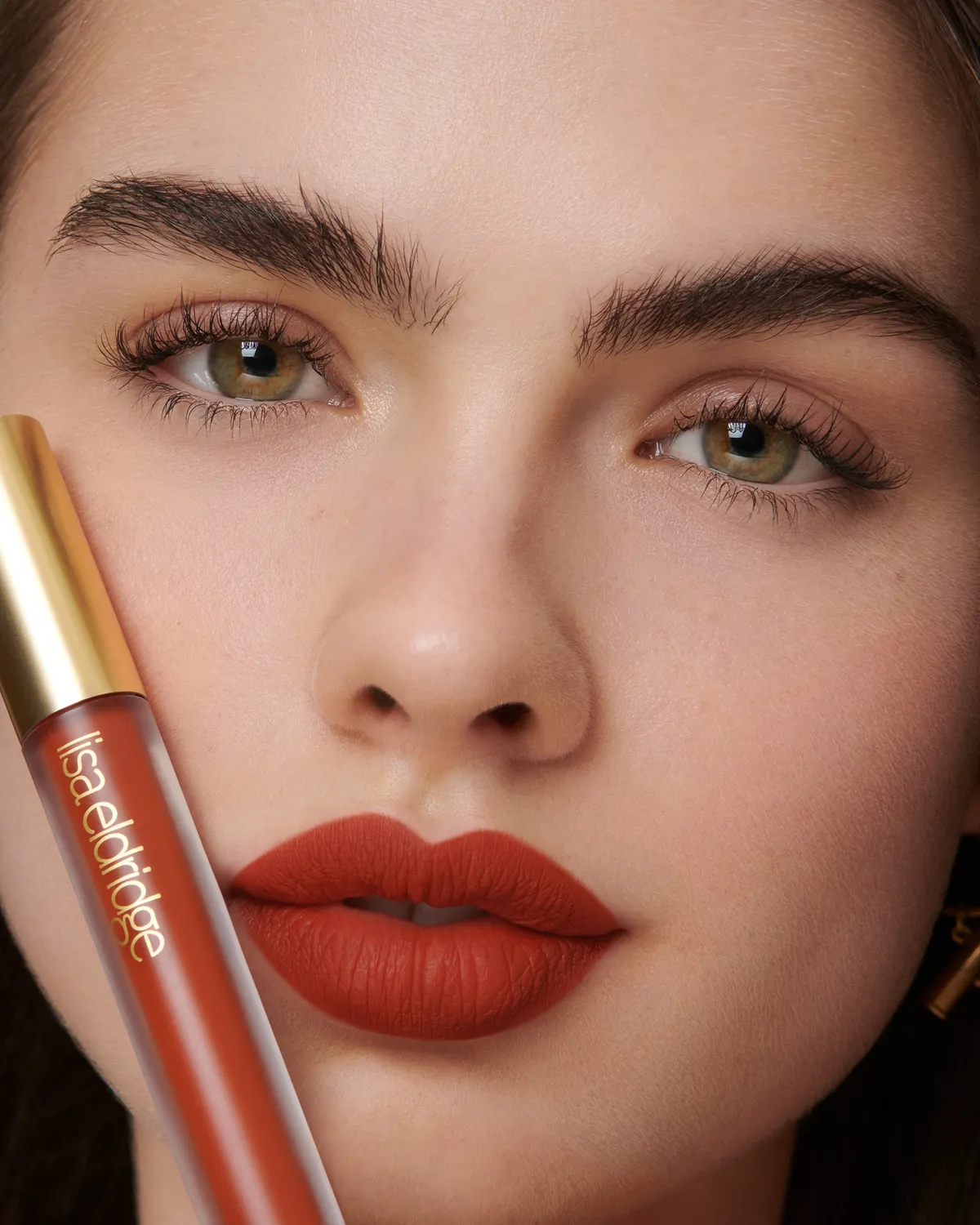 Lisa Eldridge Dragon rossetto liquido rosso matte