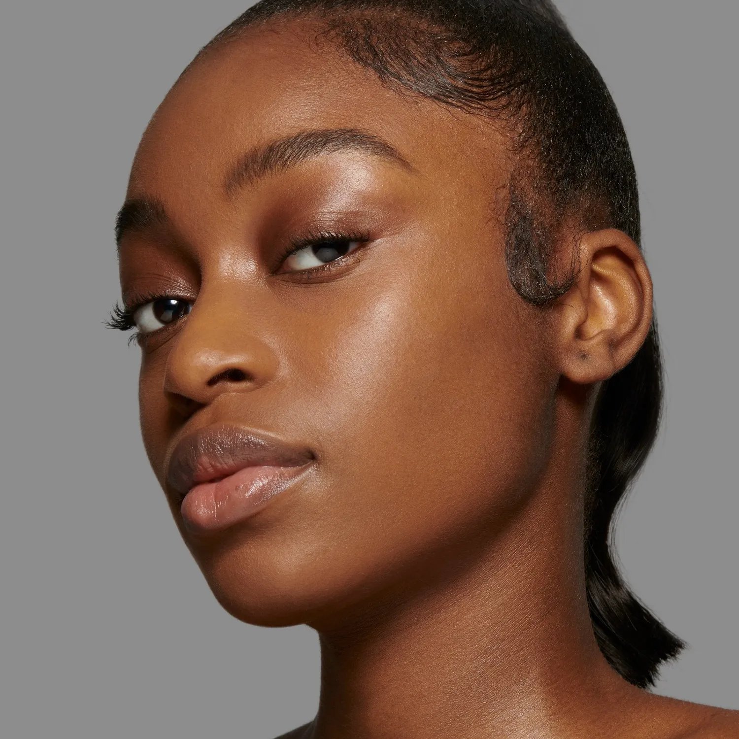 Lisa Eldridge The Foundation No. 29 fondotinta coprenza media