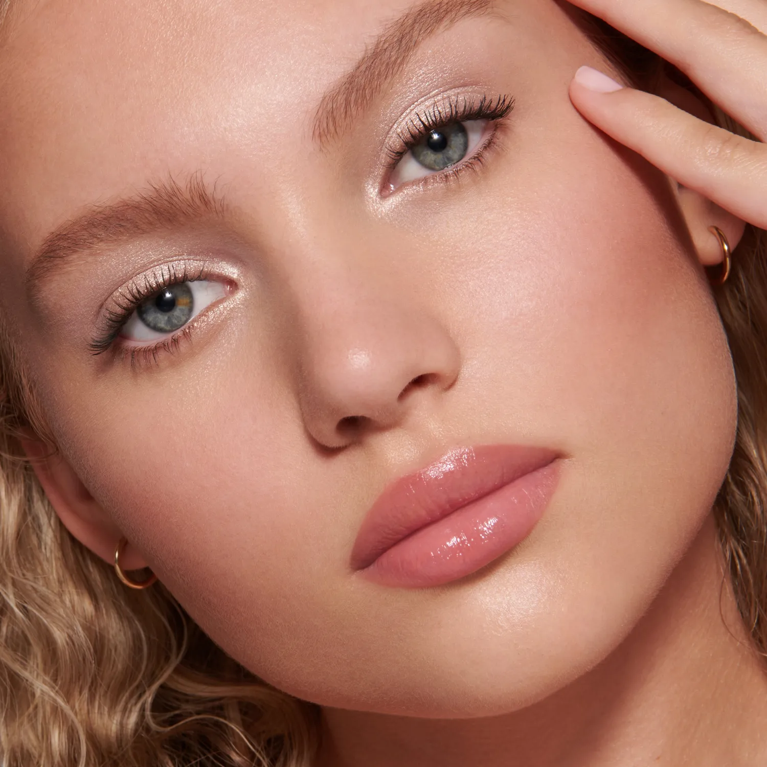 Lisa Eldridge Liquid Lurex ombretto liquido Cressida perlato
