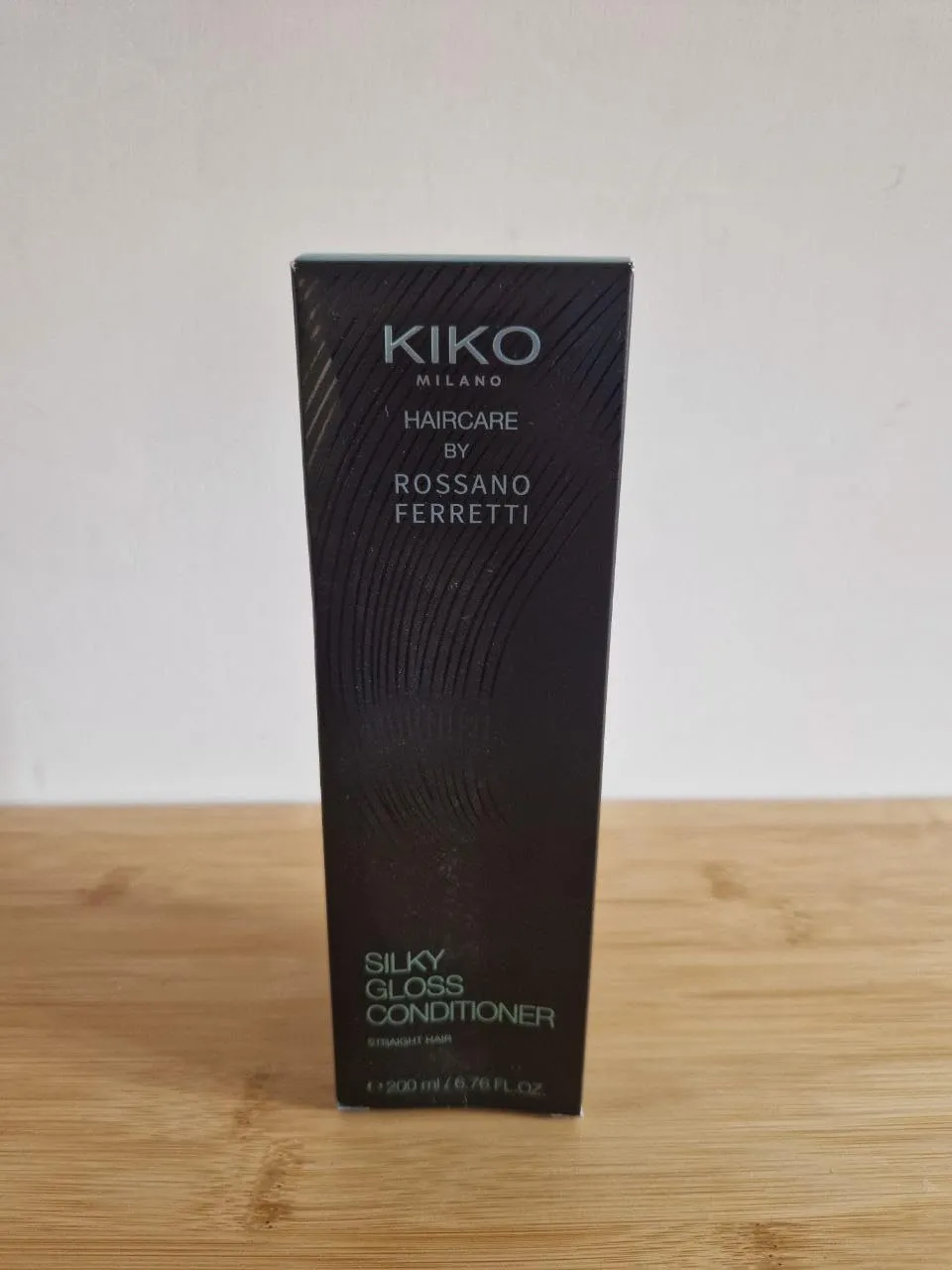 KIKO Silky Gloss Shampoo capelli lisci districante