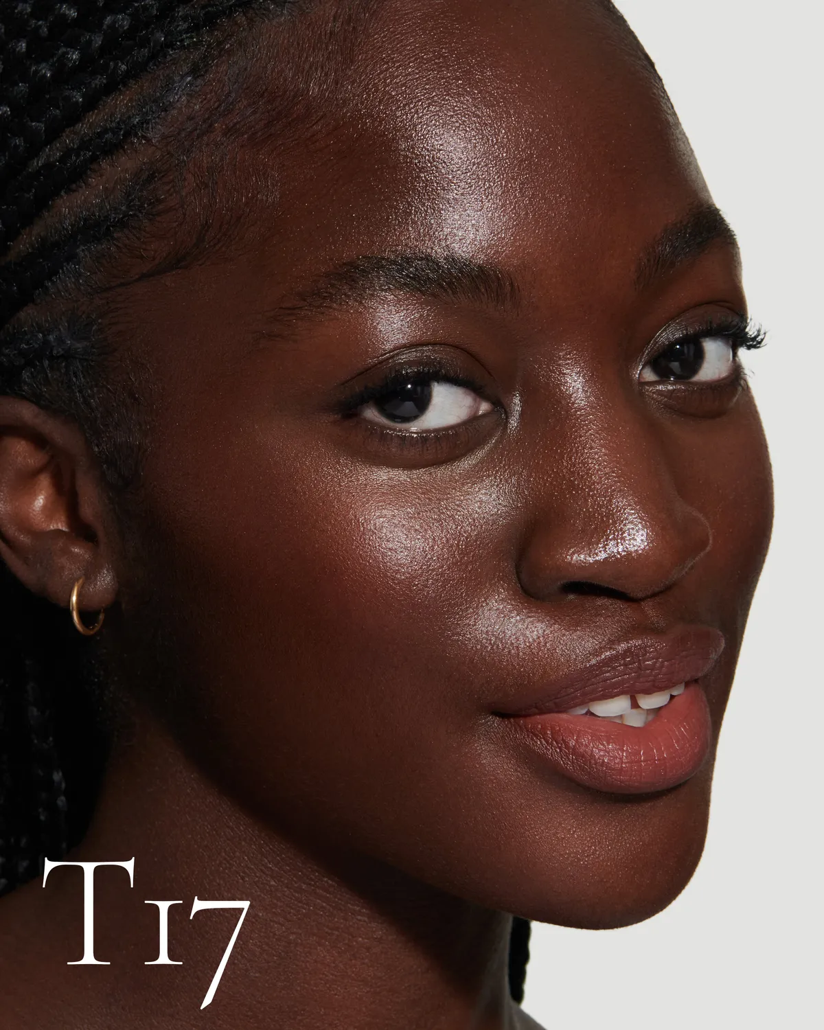 Lisa Eldridge Seamless T17 tinta viso luminosa