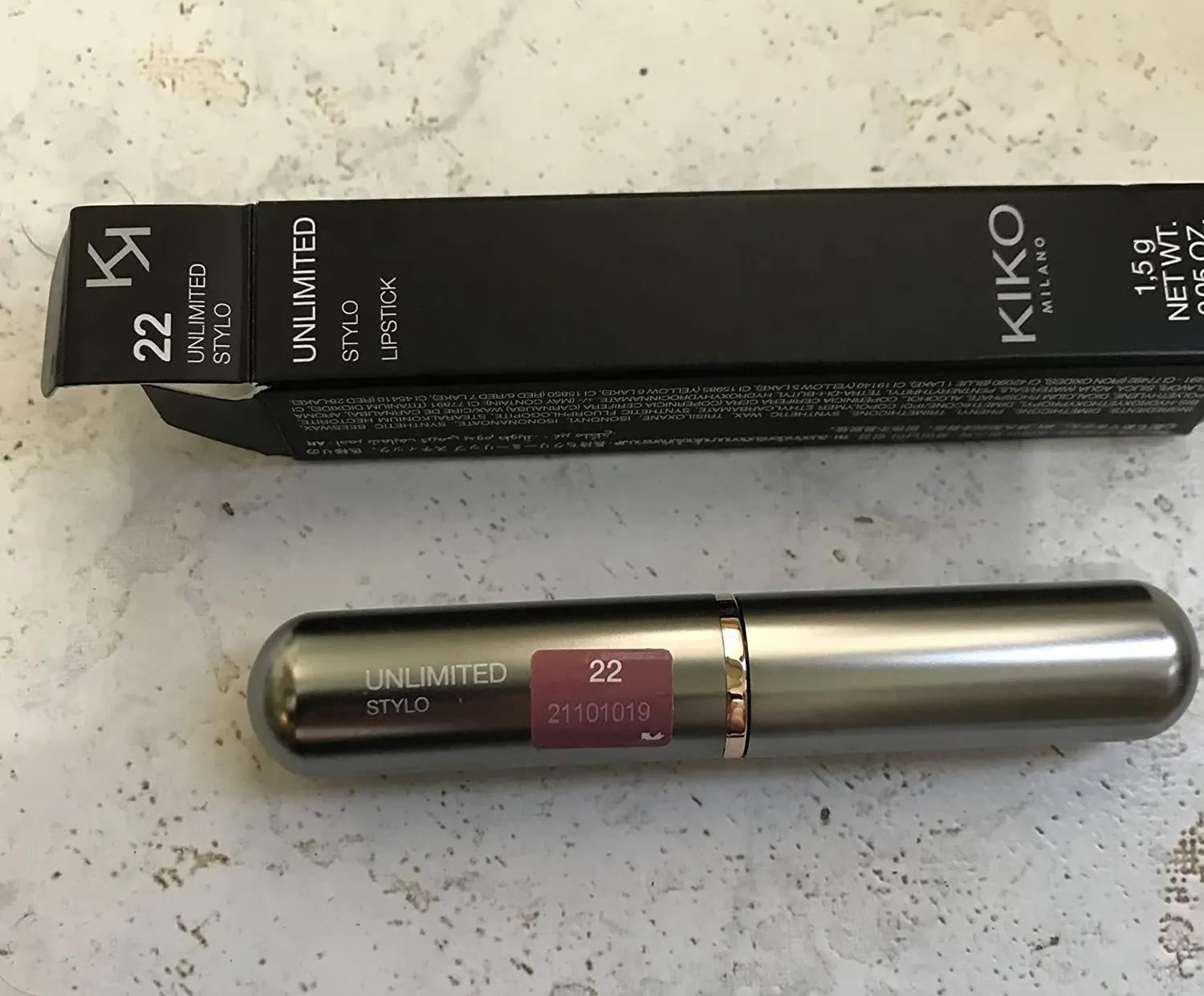 KIKO Milano Unlimited Stylo 03 rossetto cremoso lunga tenuta demi-mat