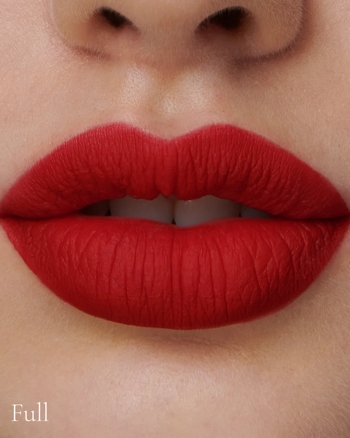 Lisa Eldridge Velveteen Ribbon Rossetto Liquido Rosso Opaco