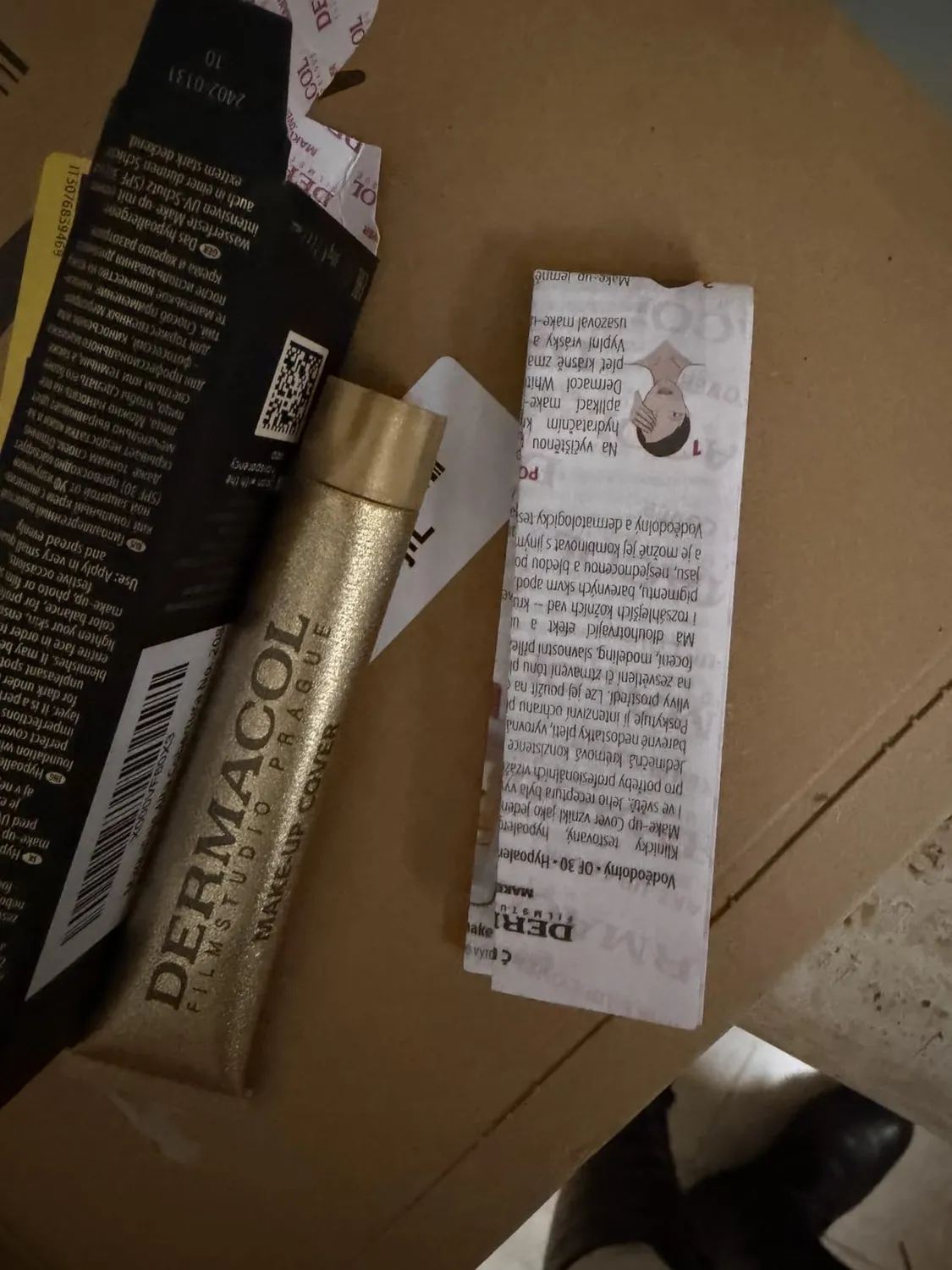 Dermacol Fondotinta Coprente 222 fondotinta opaco SPF30 30 g