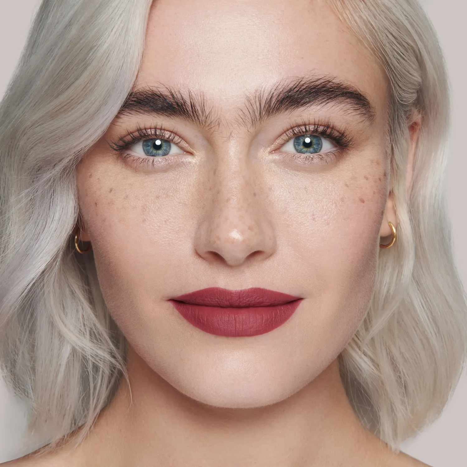 Lisa Eldridge True Velvet Lip Colour rossetto Velvet Blush matte