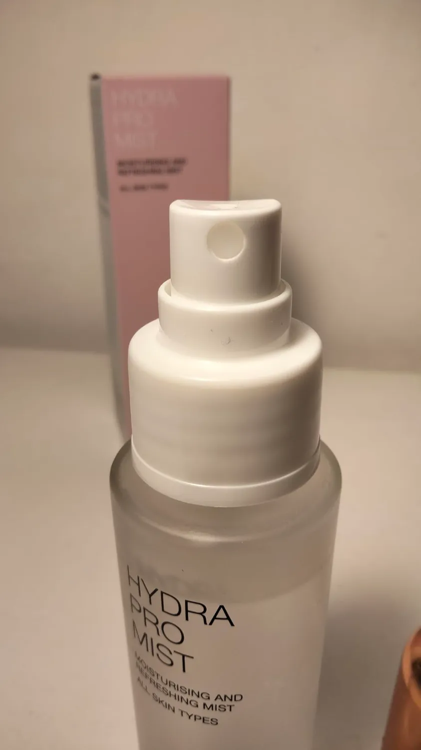 KIKO Hydra Pro Mist spray viso idratante rosa