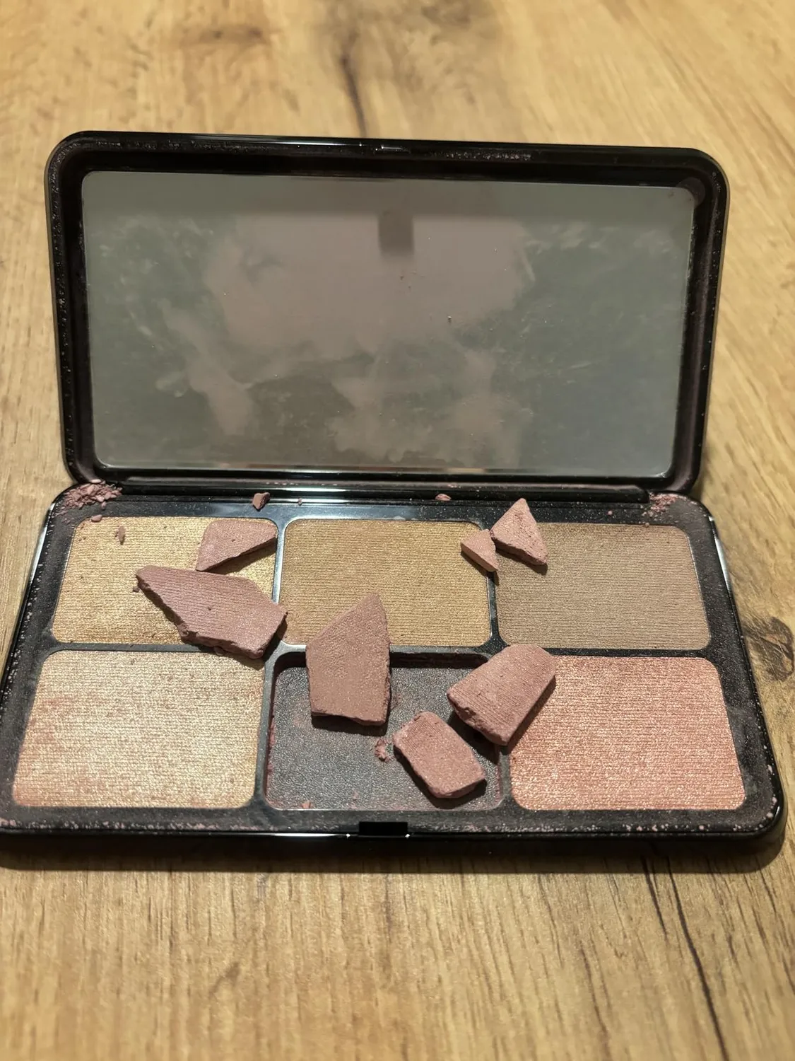 KIKO Irresistible Total Look Palette viso Light Medium 6 polveri