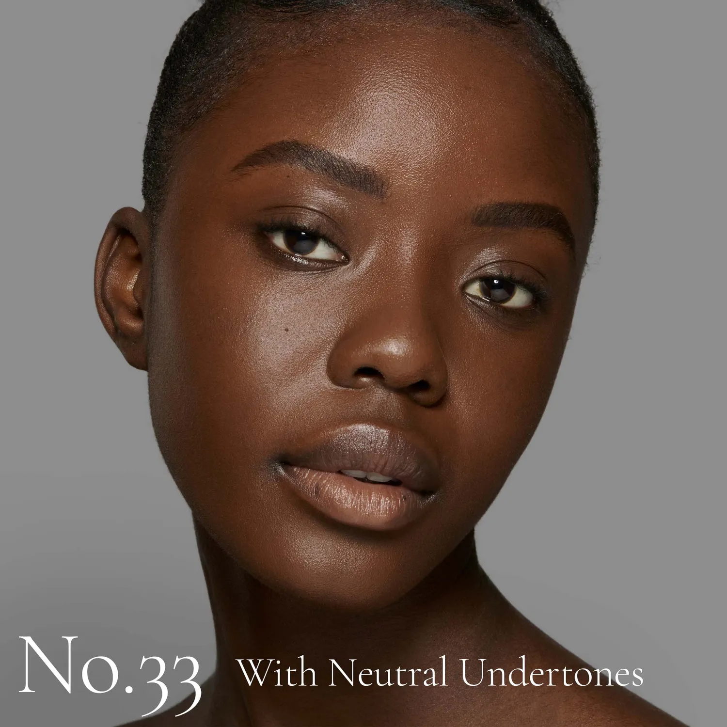 Lisa Eldridge The Foundation No. 33 Fondotinta Neutro Medio-Scuro
