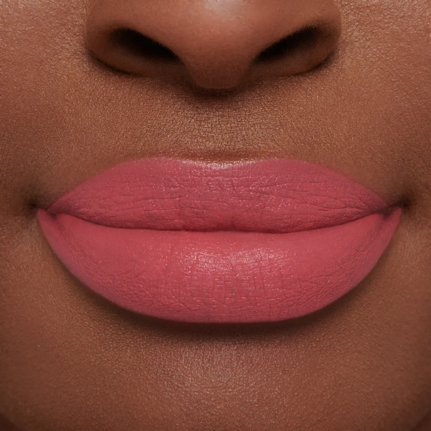 Lisa Eldridge True Velvet Velvet Pompadour rossetto rosa opaco