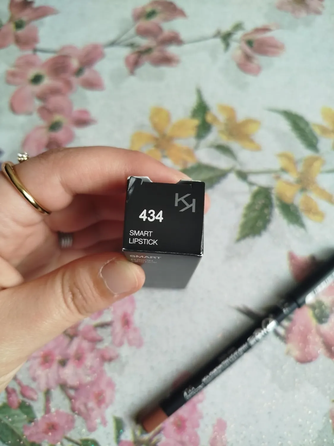 KIKO Smart Fusion Lipstick 402 rossetto peachy nude 3 g luminoso
