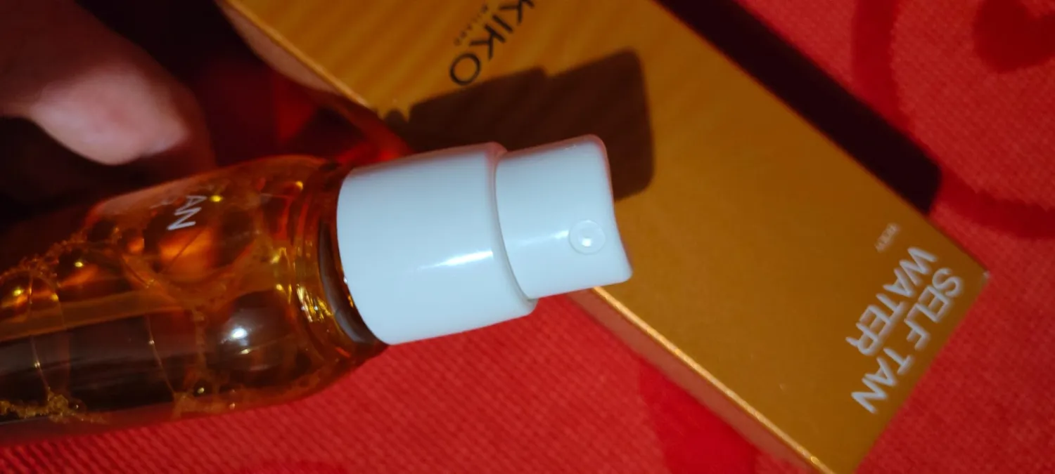 KIKO Self Tan Water spray corpo autoabbronzante idratante monoi