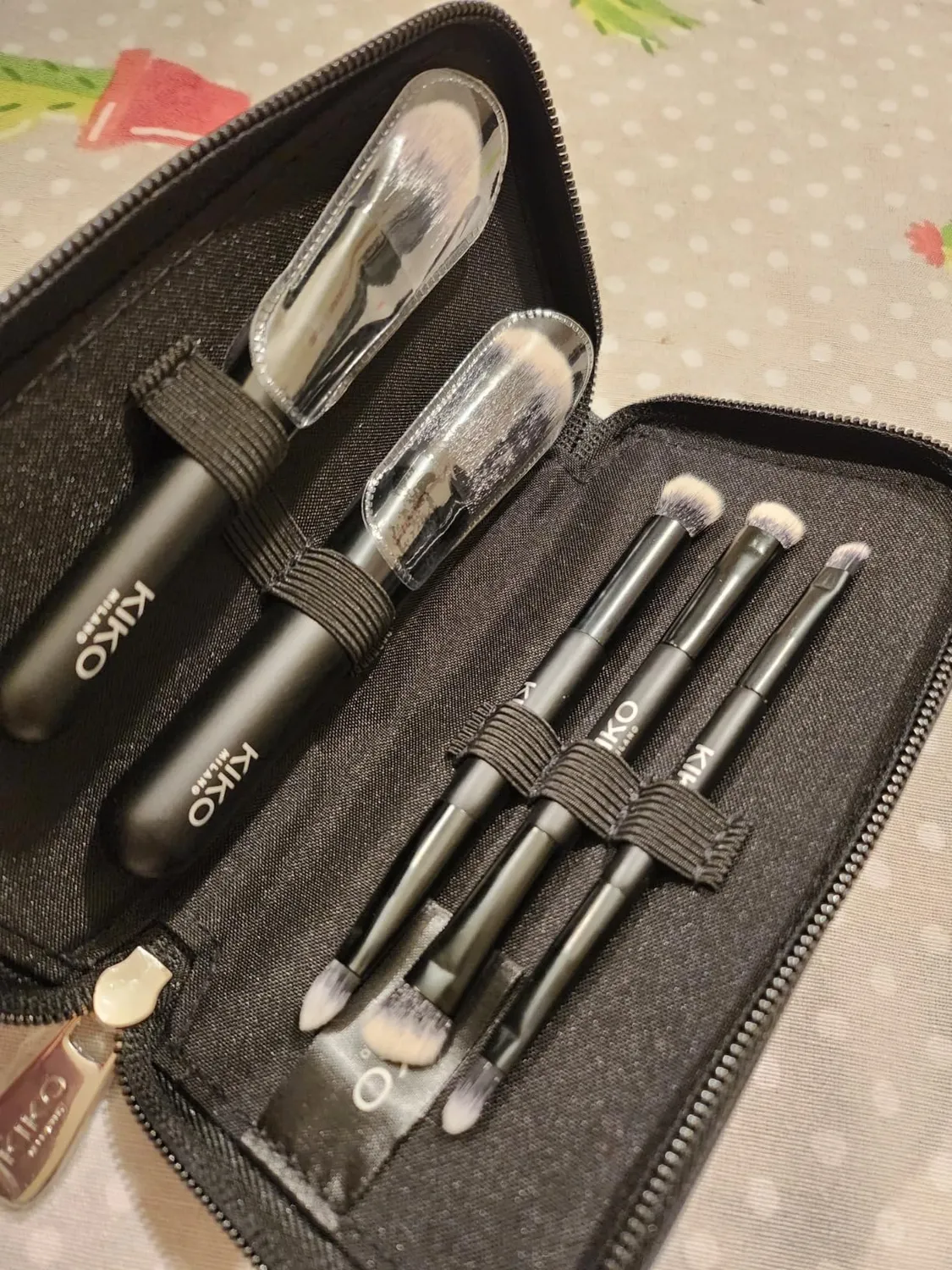 KIKO Travel Brush Set Pochette 5 Pennelli 8 Punte