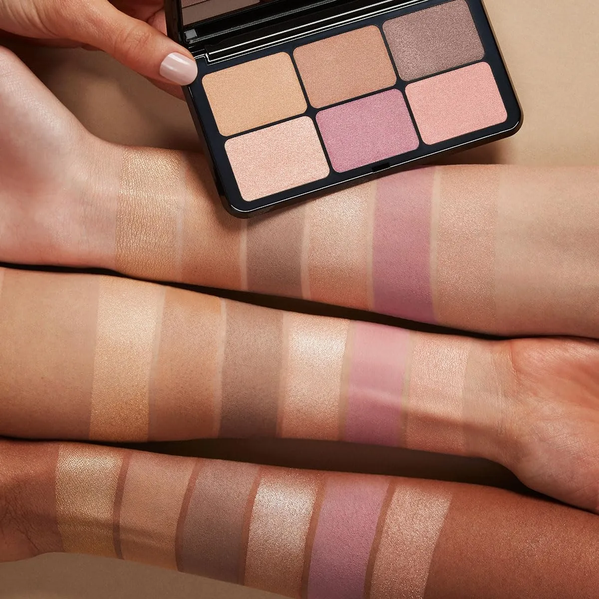 KIKO Irresistible Total Look Palette viso Light Medium 6 polveri