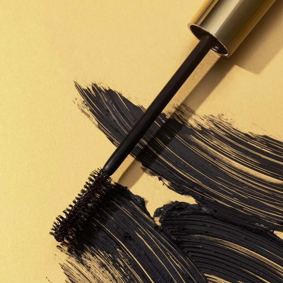Pupa Milano Vamp Forever Black mascara volume 9 ml waterproof
