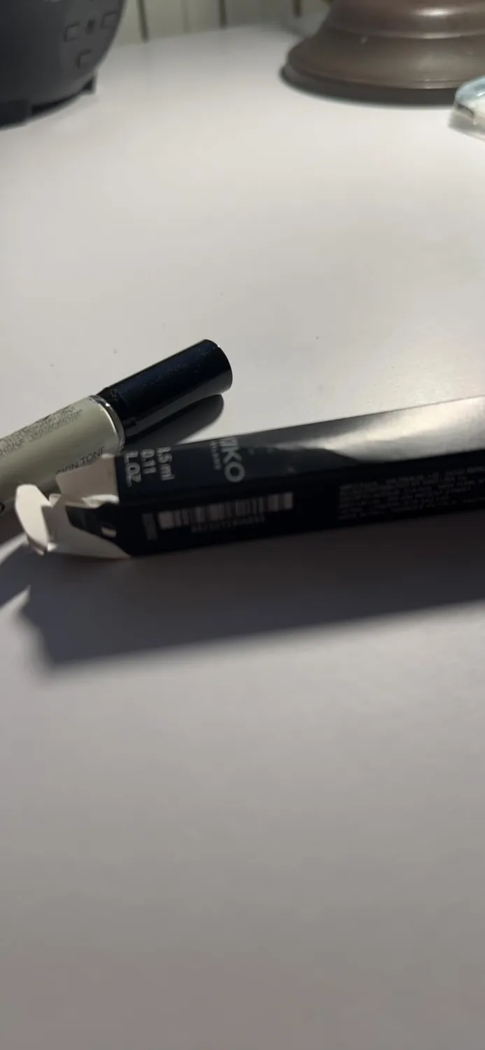 KIKO Skin Tone Concealer 04 Pesca Fluido