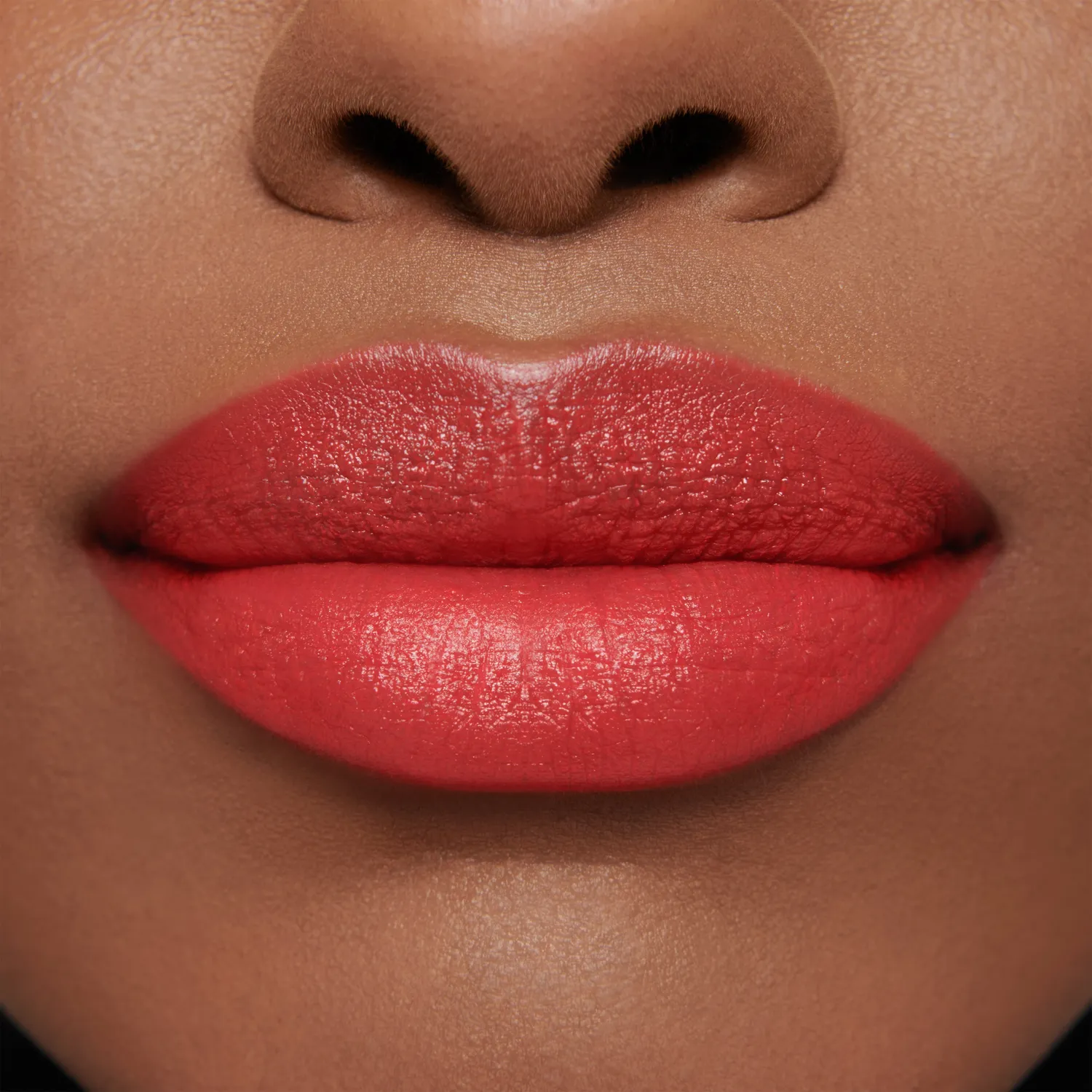 Lisa Eldridge Strawberry Shock rossetto rosso fragola matte