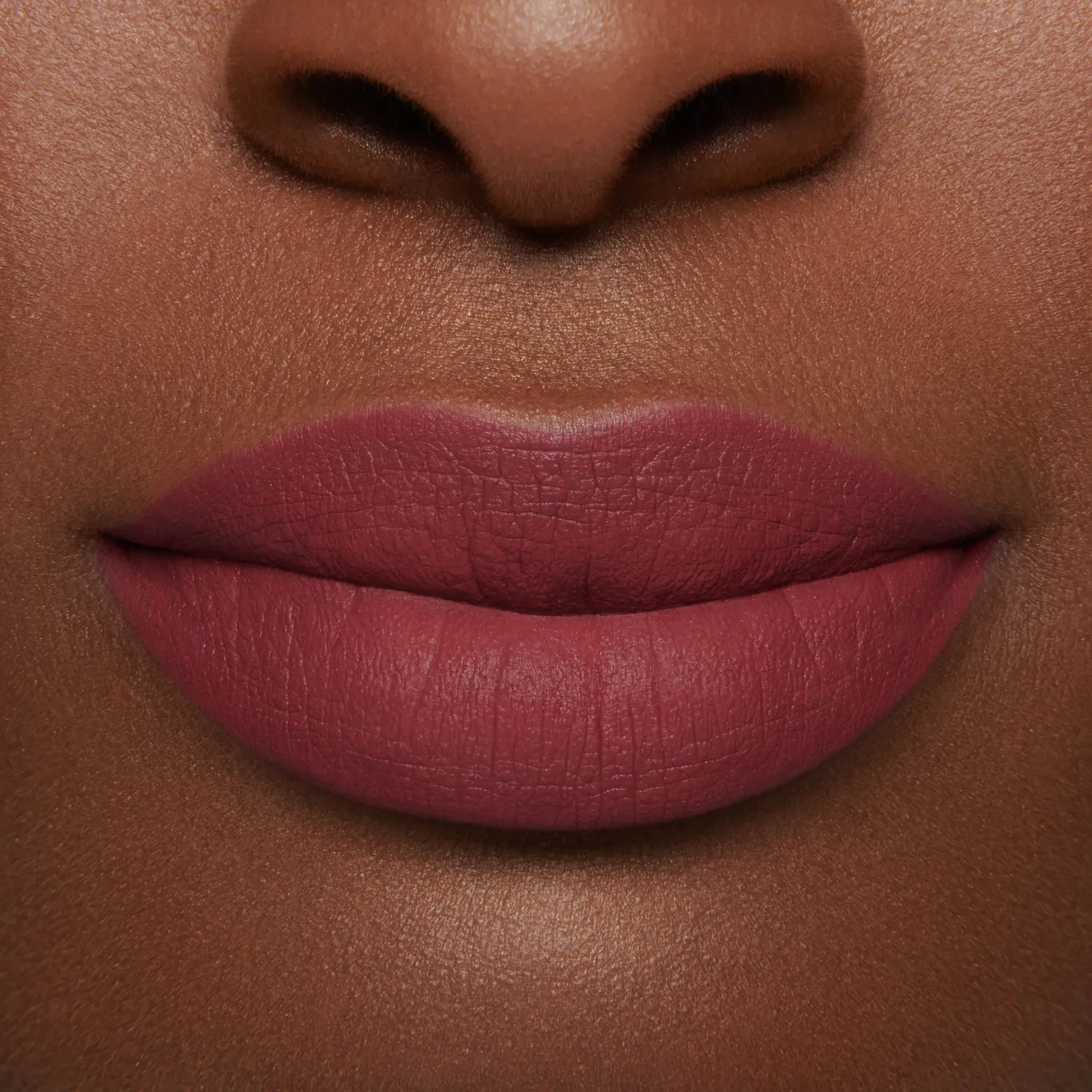 Lisa Eldridge True Velvet Lip Colour rossetto Velvet Blush matte