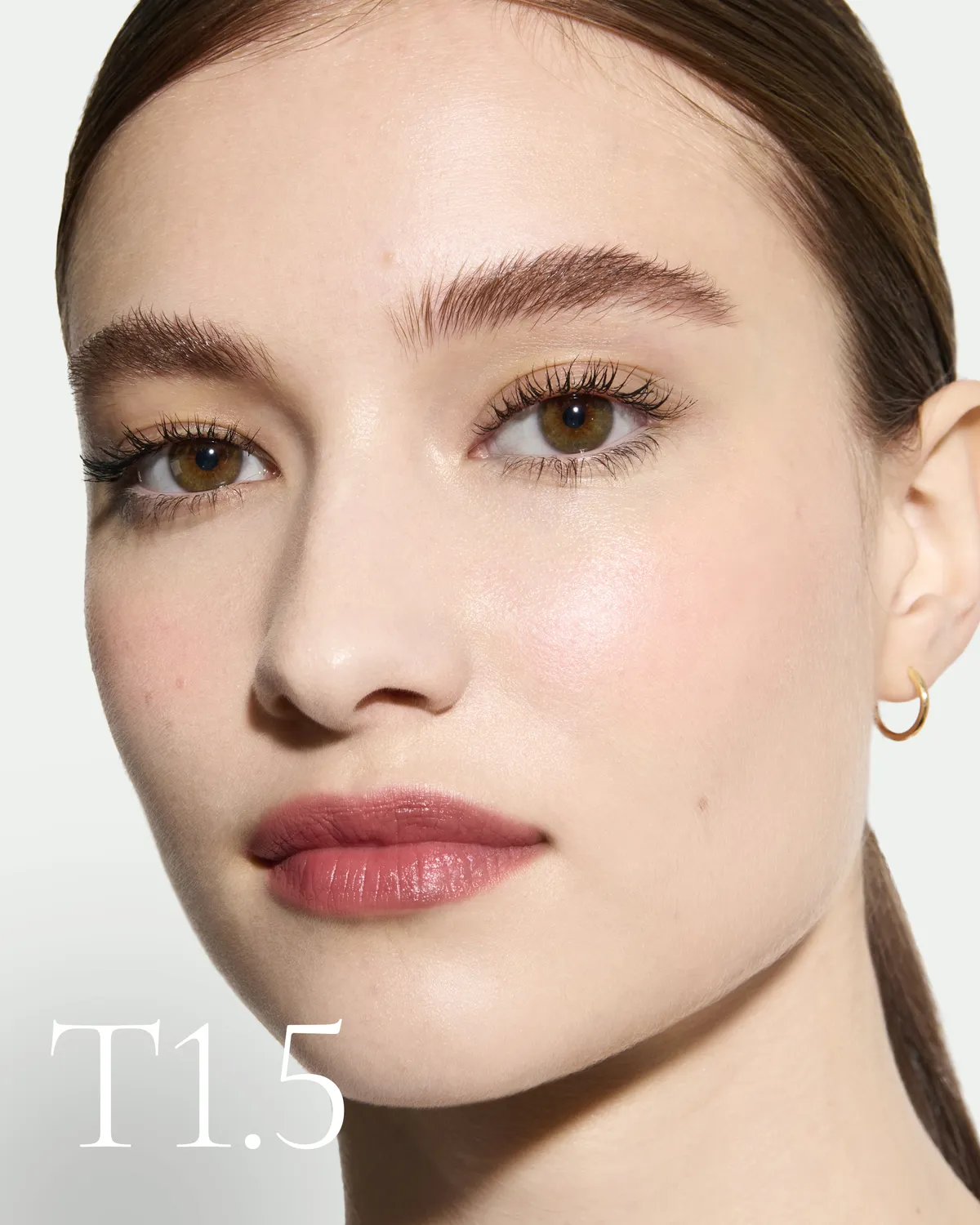 Lisa Eldridge Seamless Skin tint T1.5 pelle chiara