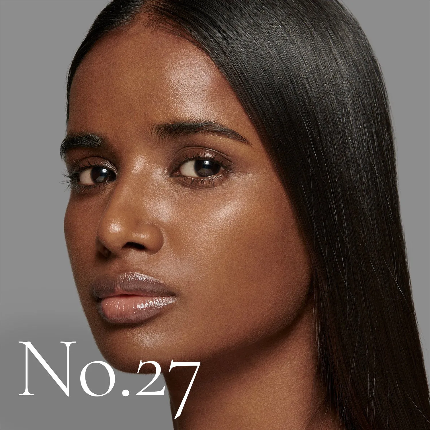 Lisa Eldridge The Foundation 27 fondotinta coprenza media